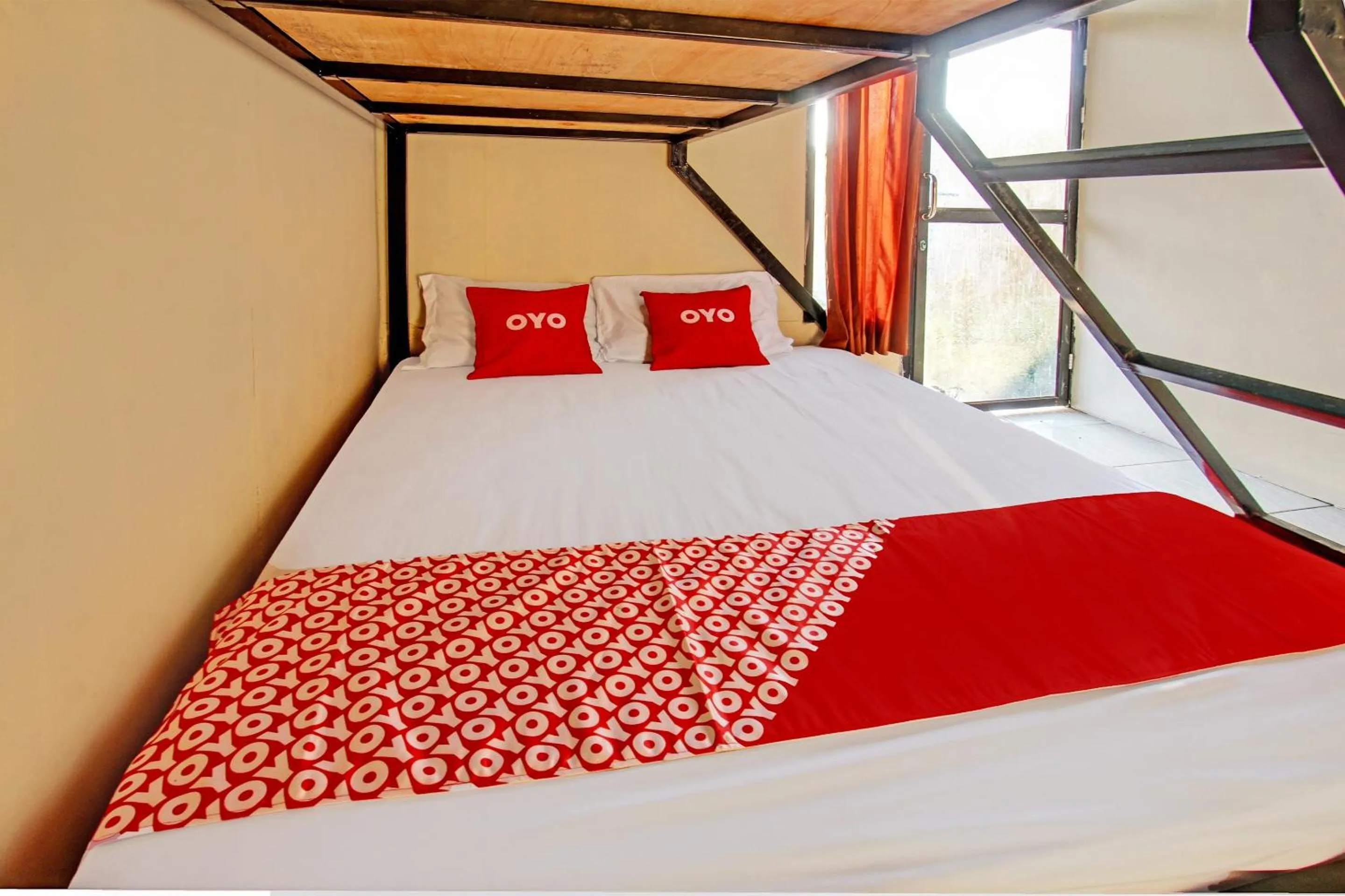 Bedroom in OYO 93121 Abi Bungalow & Hostel