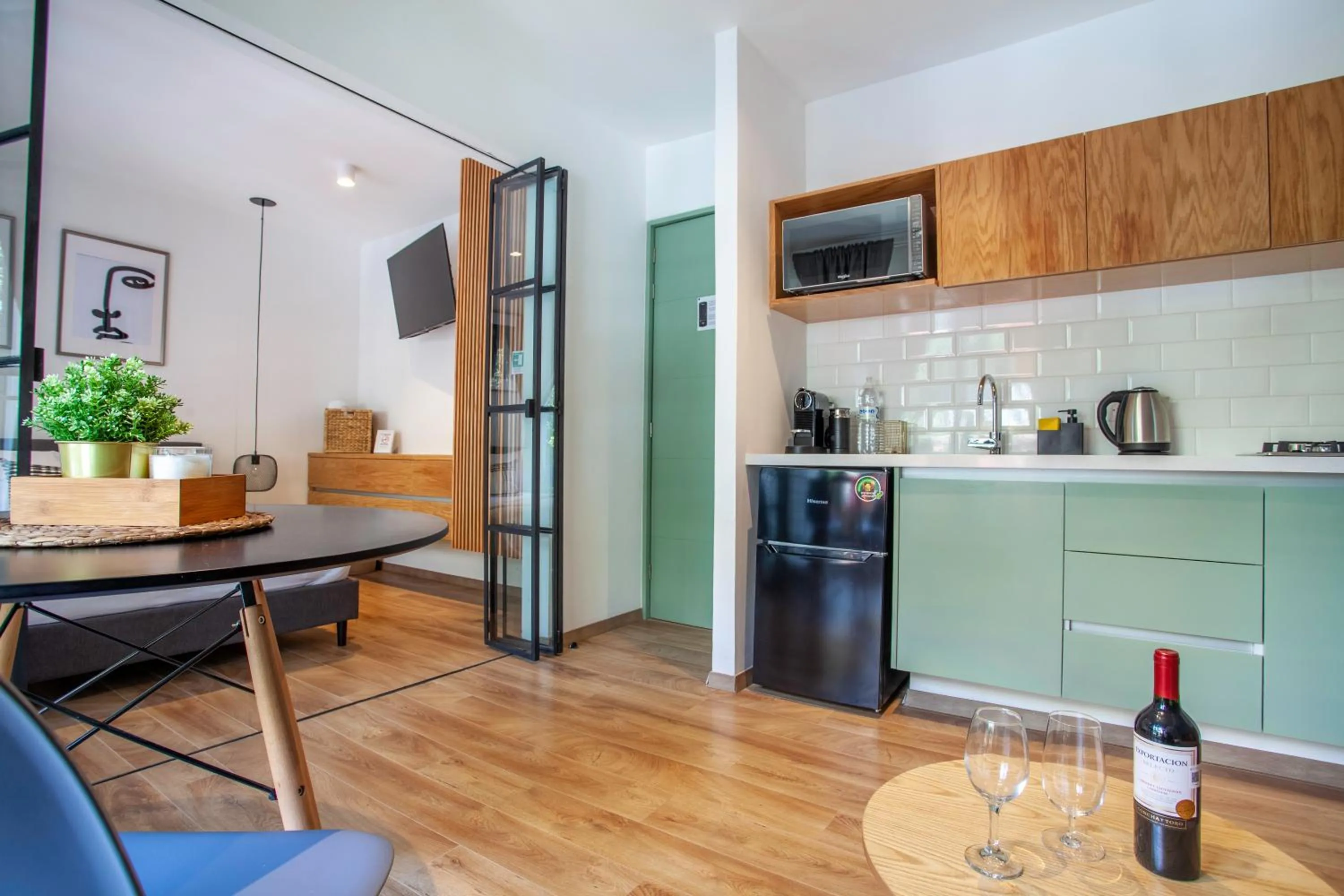Bright & sweet unit in the heart of Polanco.