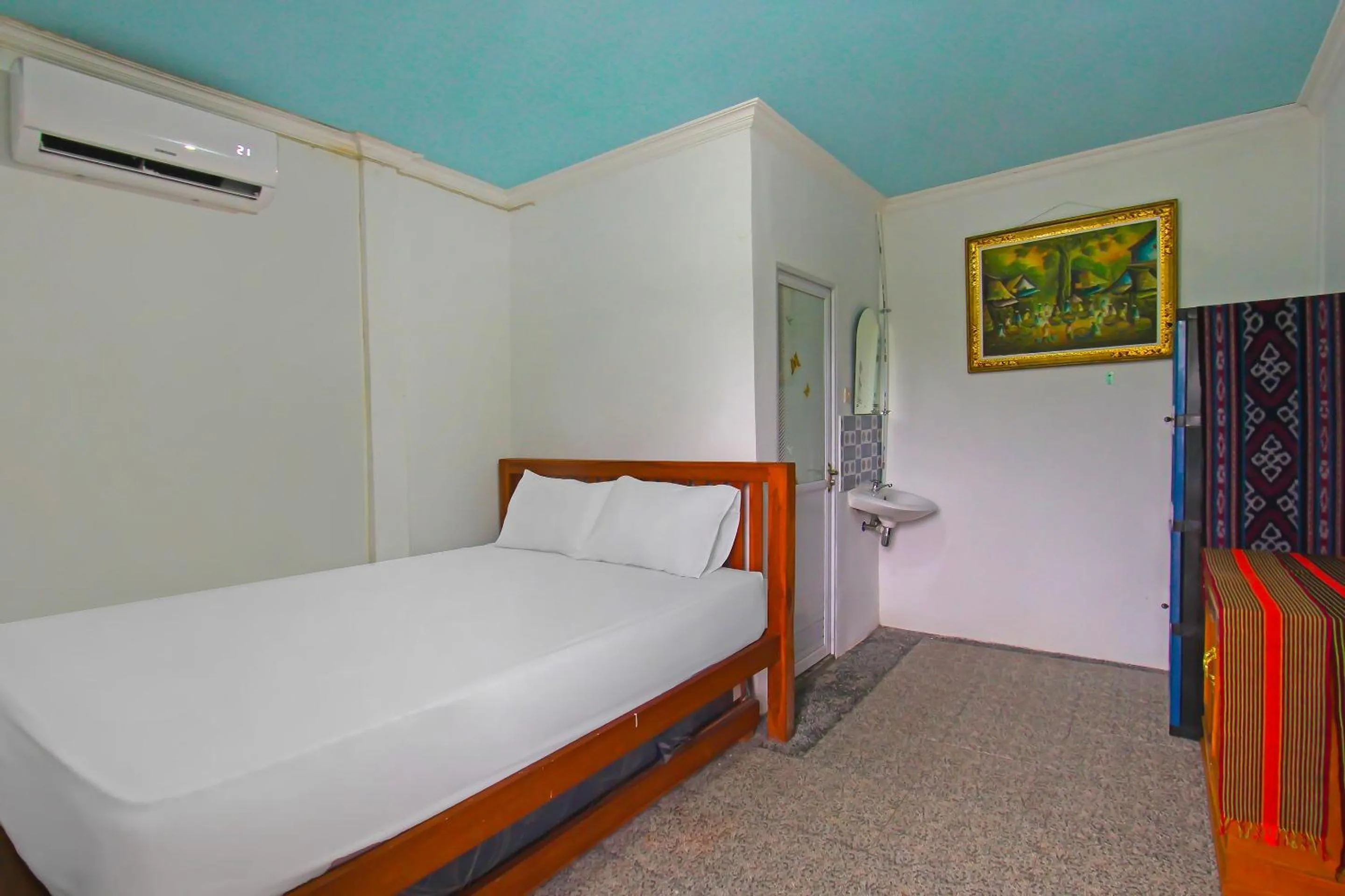 Bedroom, Bed in Hotel O Bale Datu Homestay Near Lapangan Bulutangkis By'u Badminton