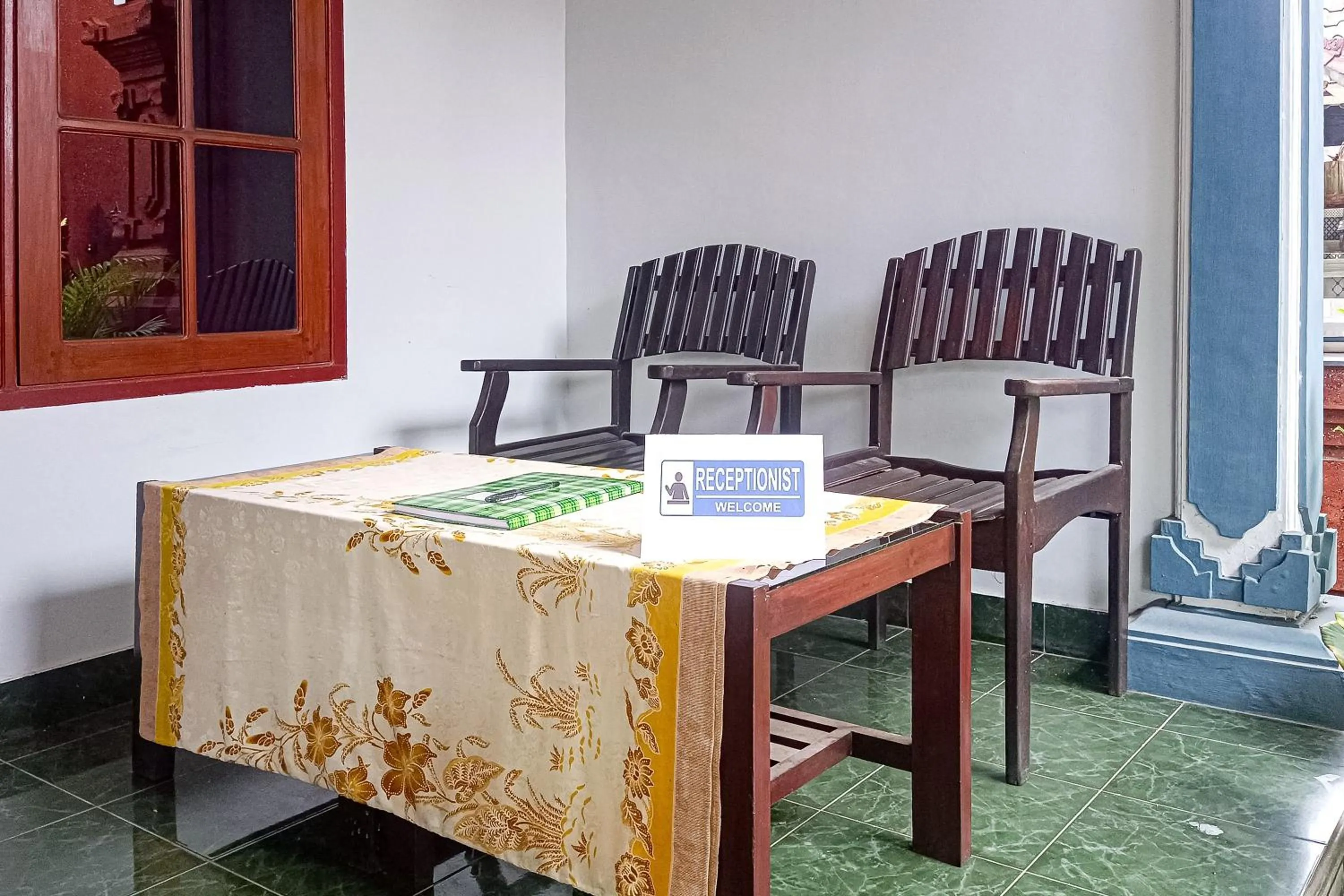 Lobby or reception in OYO 92560 Astri Homestay