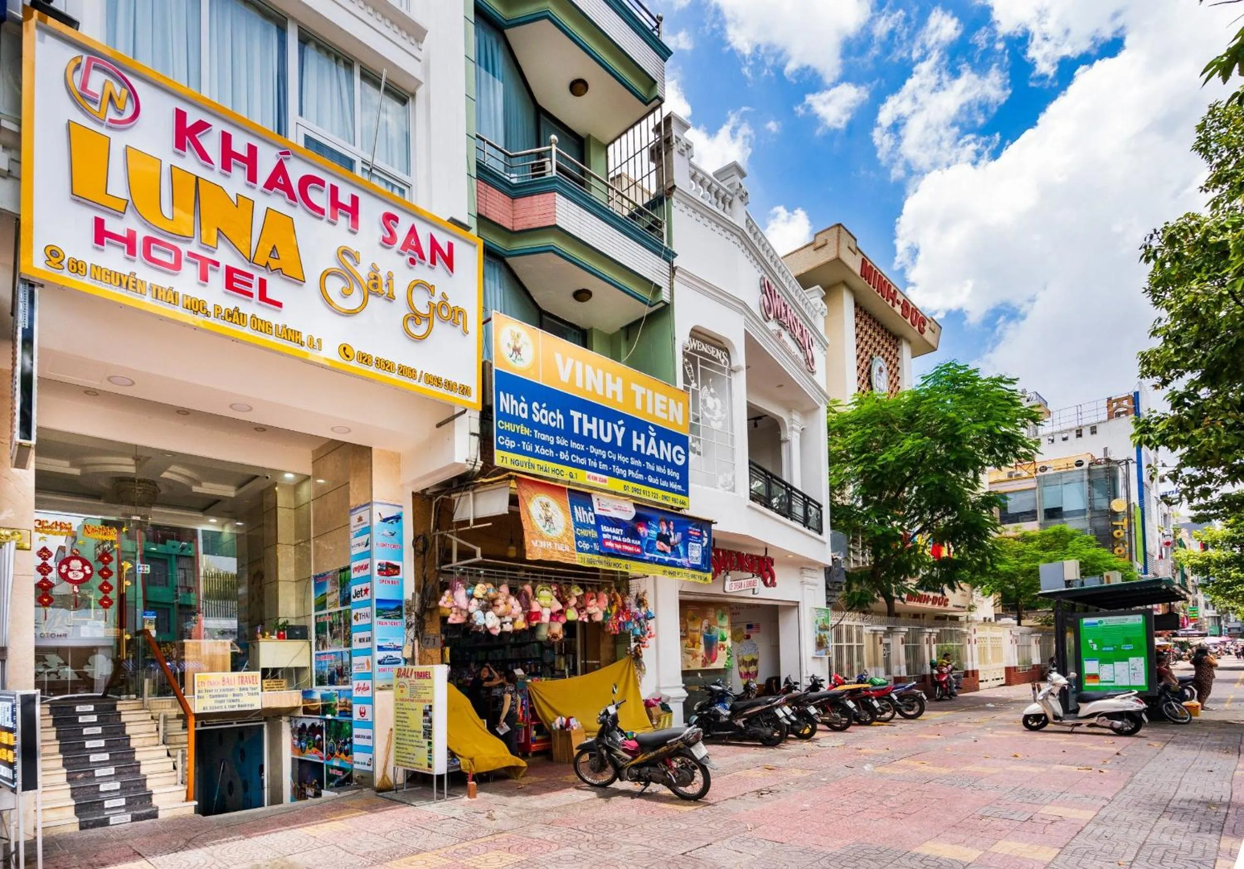Property building in Luna Saigon Hotel - Bui Vien Walking Street