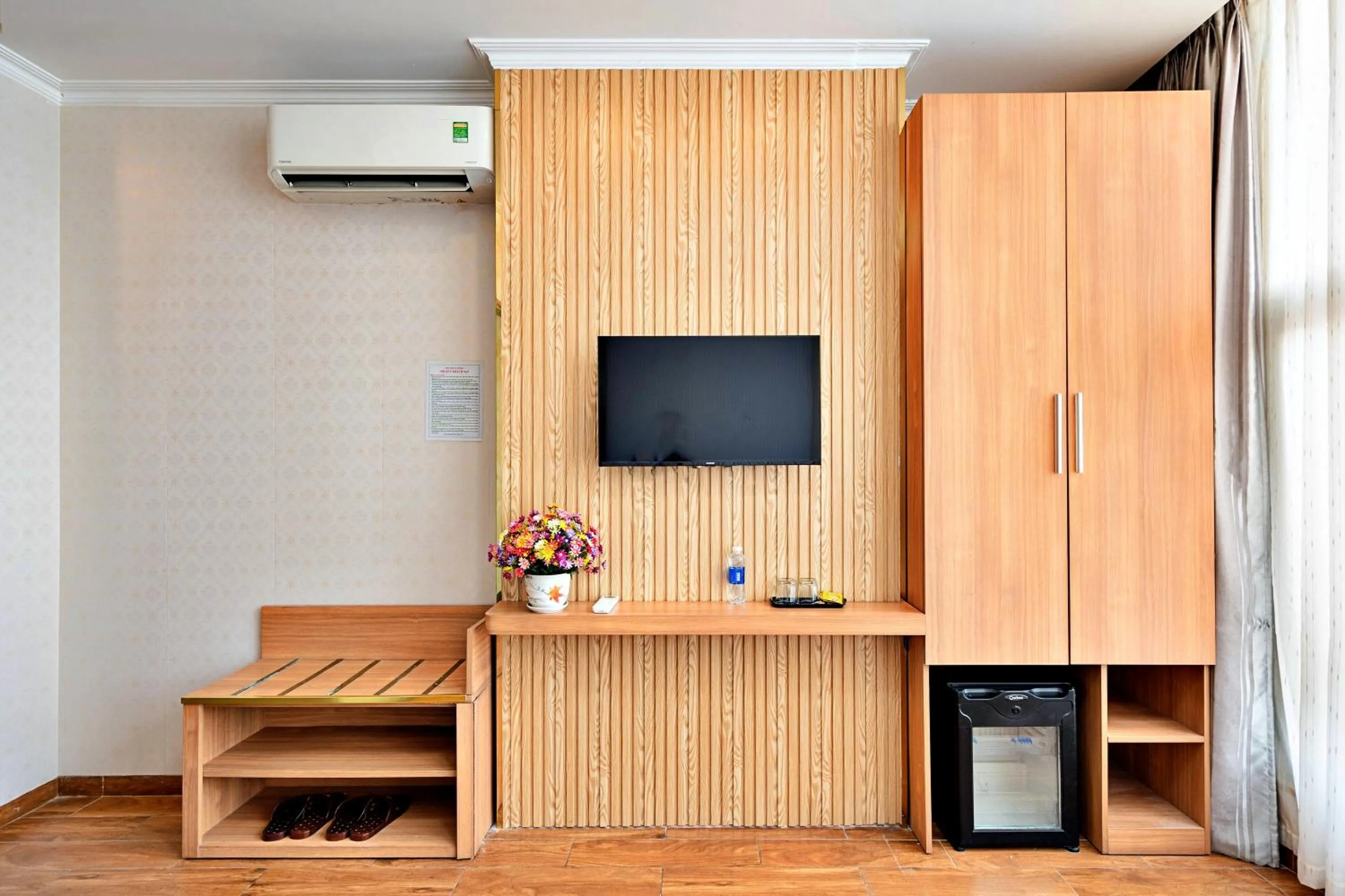 Luna Saigon Hotel - Bui Vien Walking Street