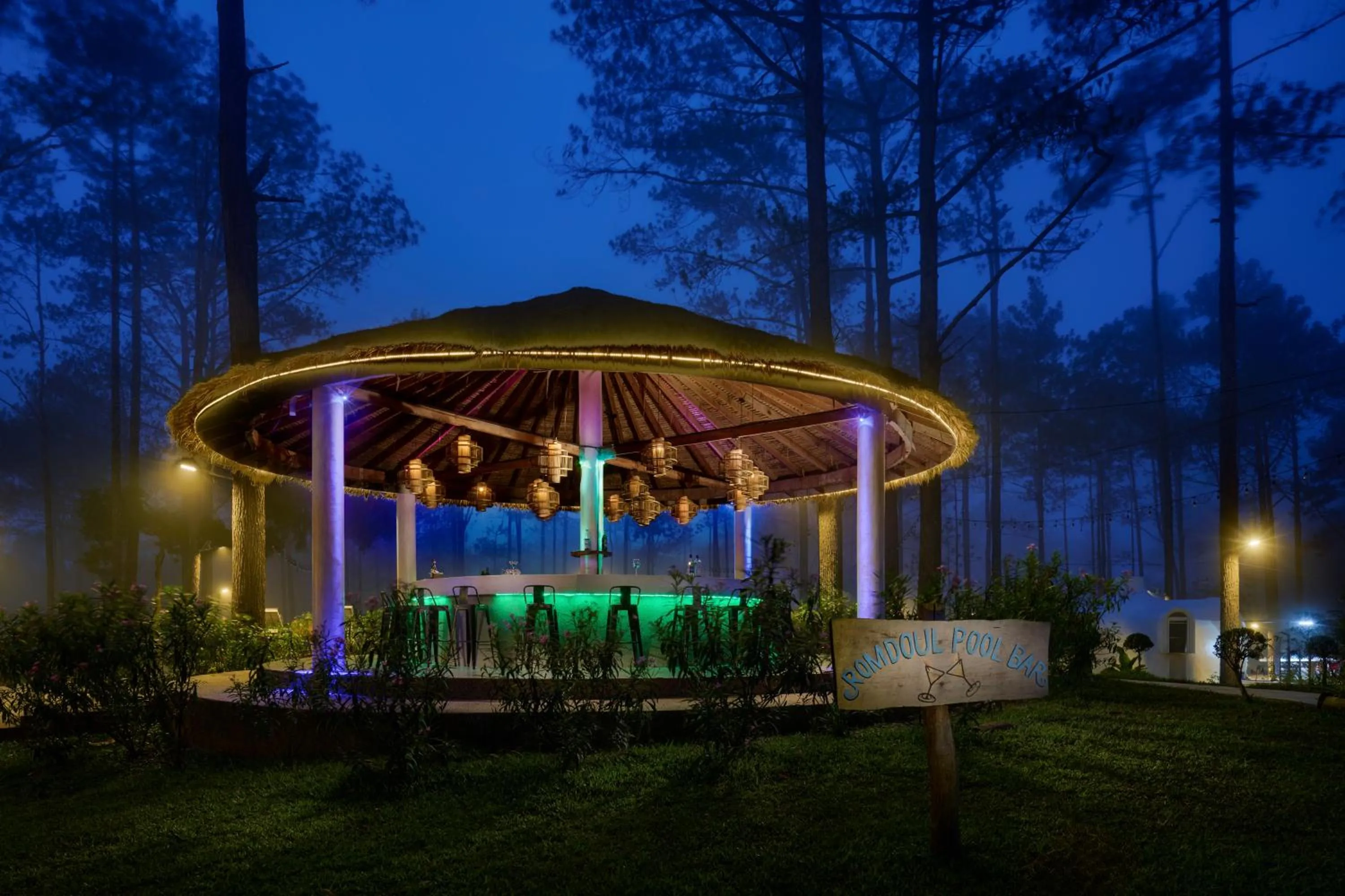 Lounge or bar in Romdoul Kirirom Resort by EHM