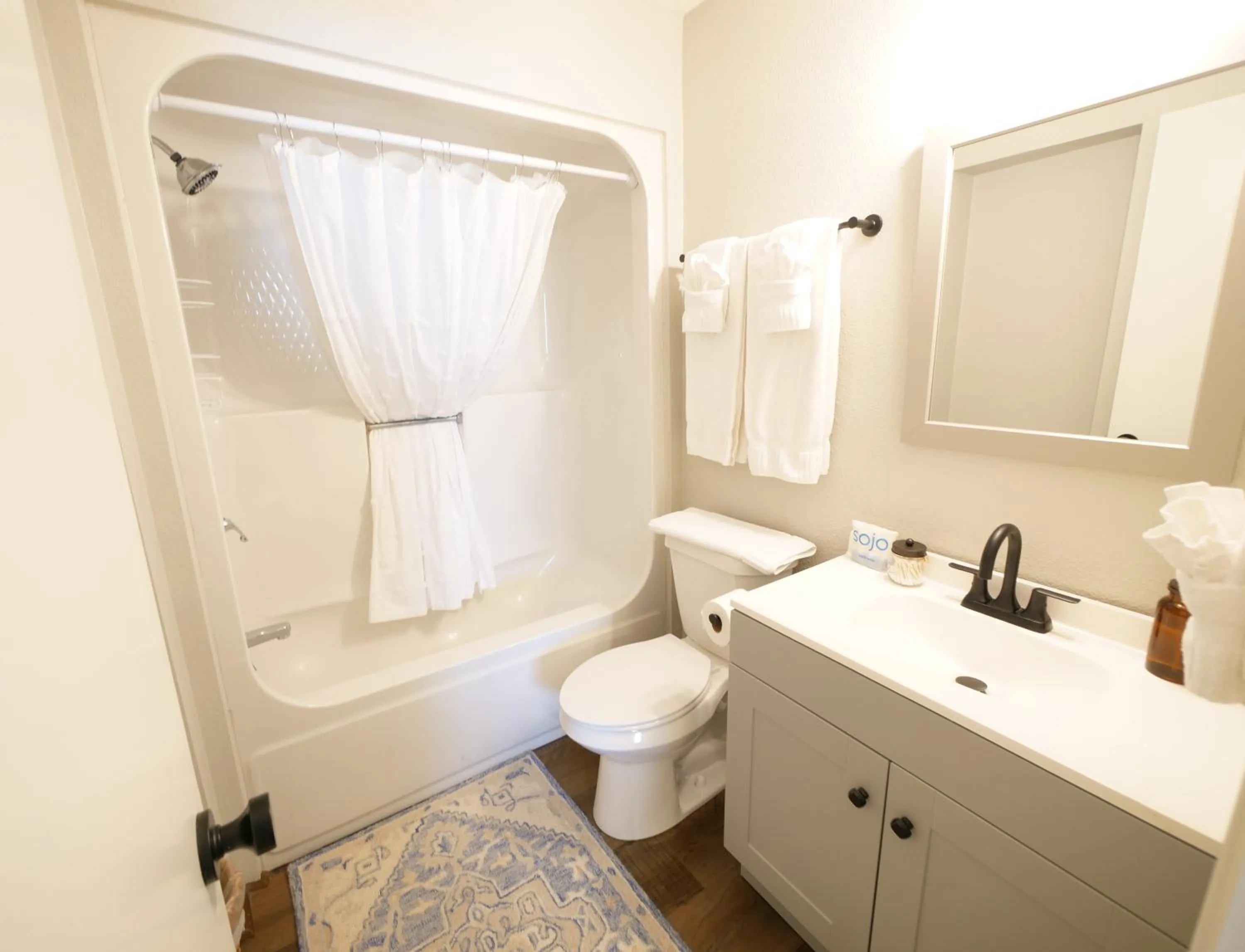 Property building in Sandcastle At Bermuda Beach