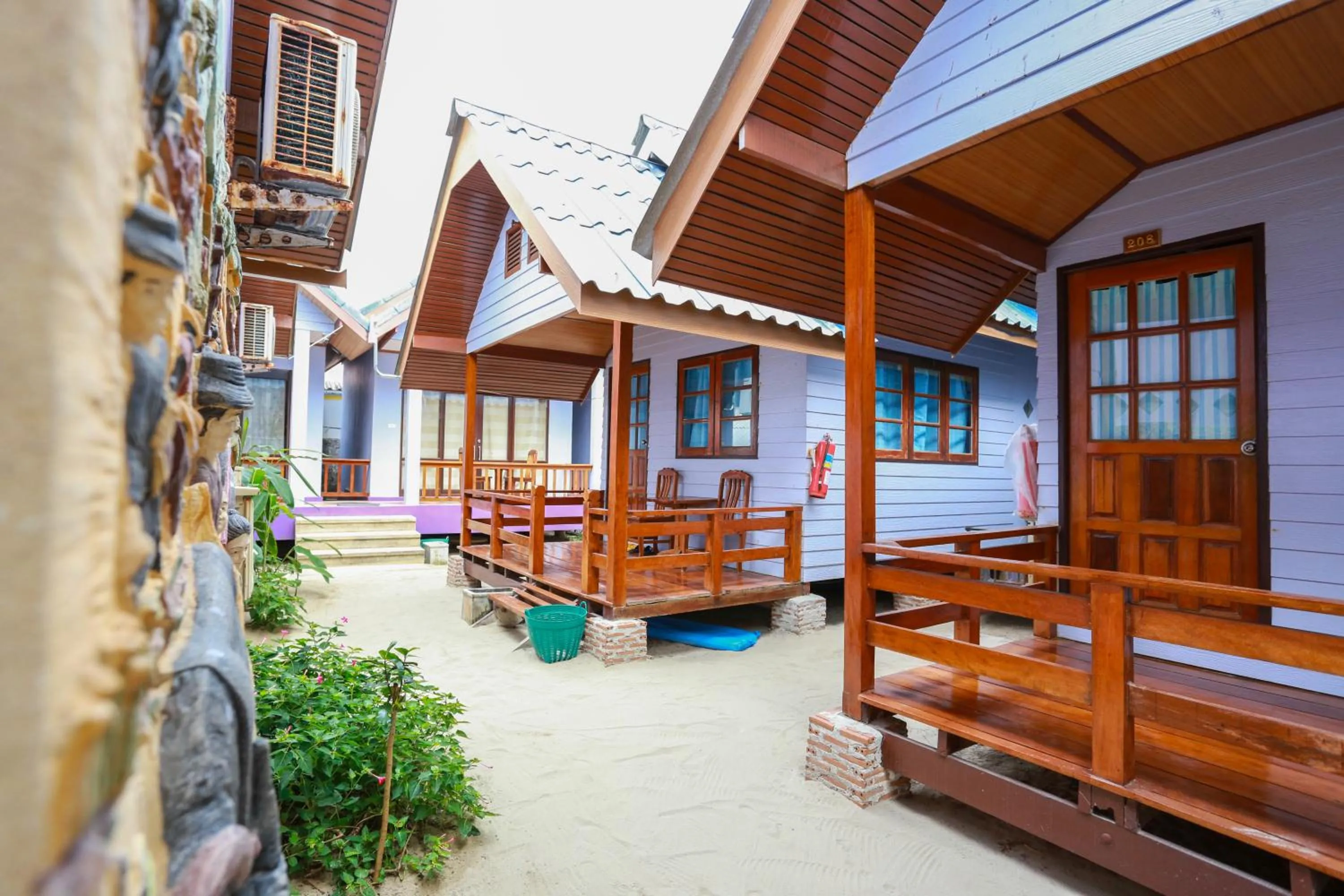 Property building in Sangaroon Bungalow