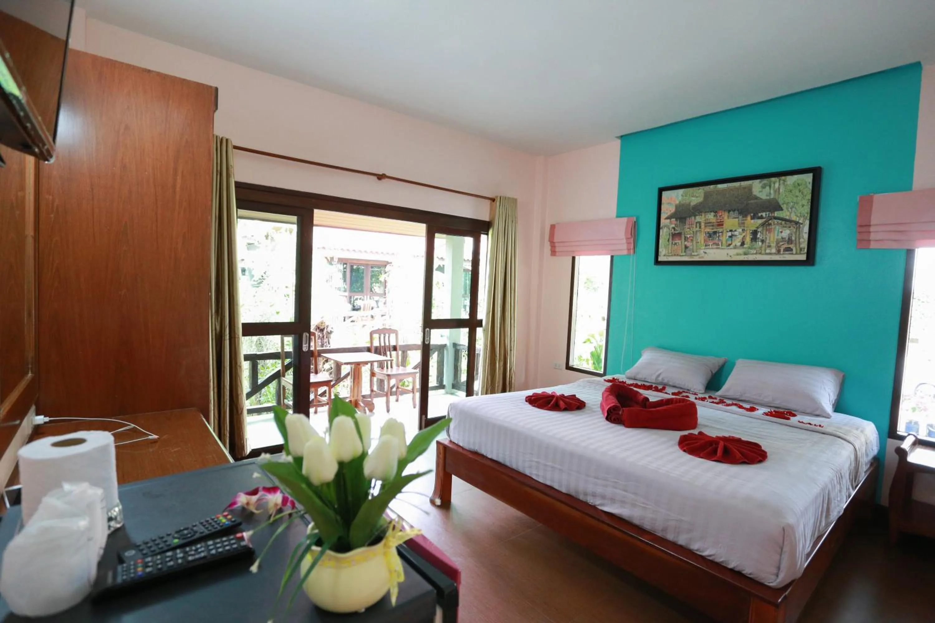 Bedroom, Bed in Sangaroon Bungalow