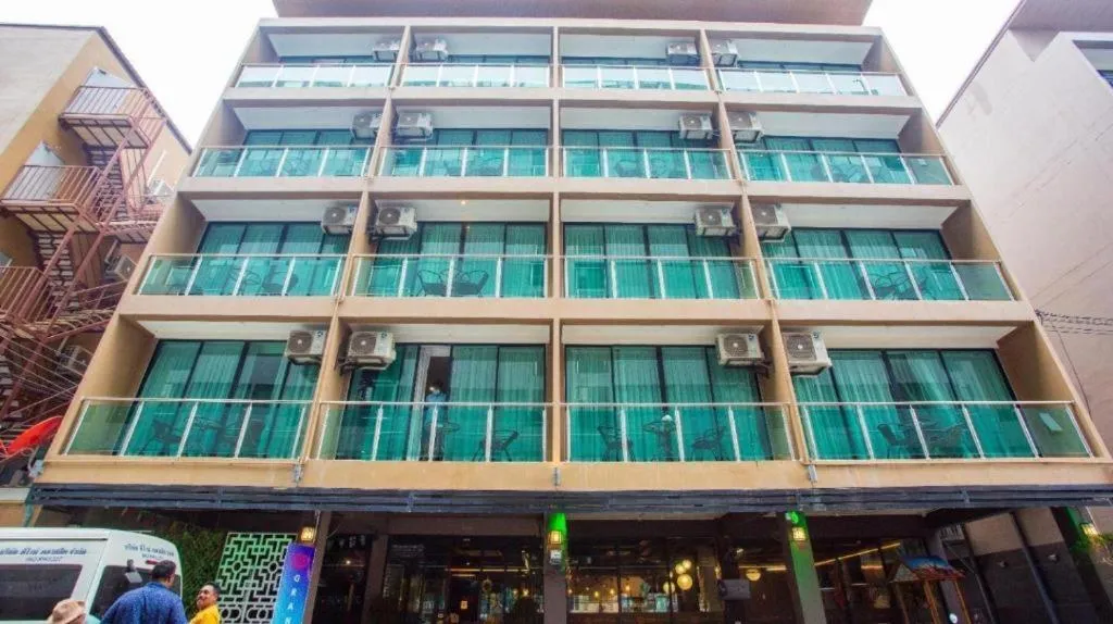 Property building in GranDE Classic Pattaya