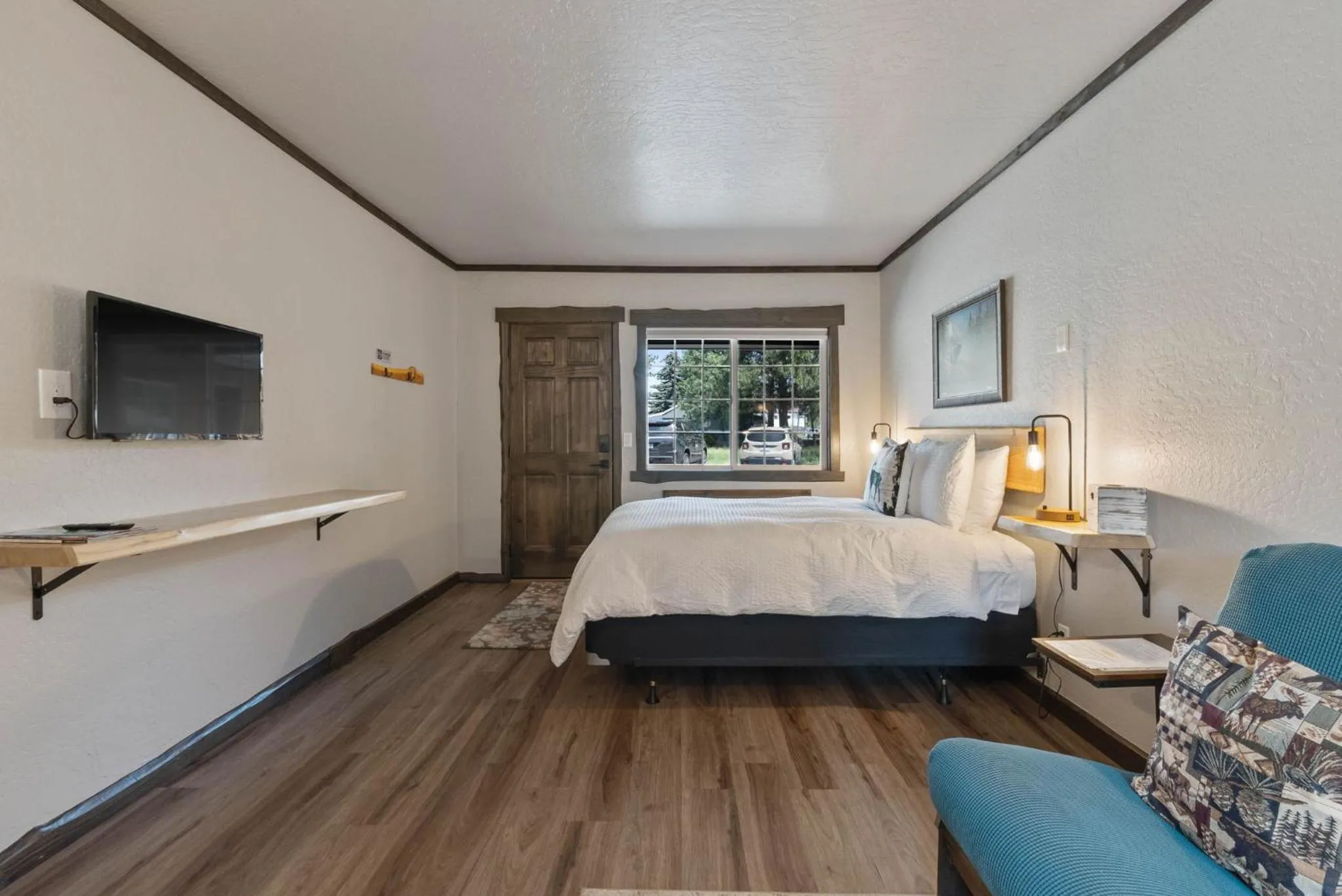 Bed in Lake Village Lodge