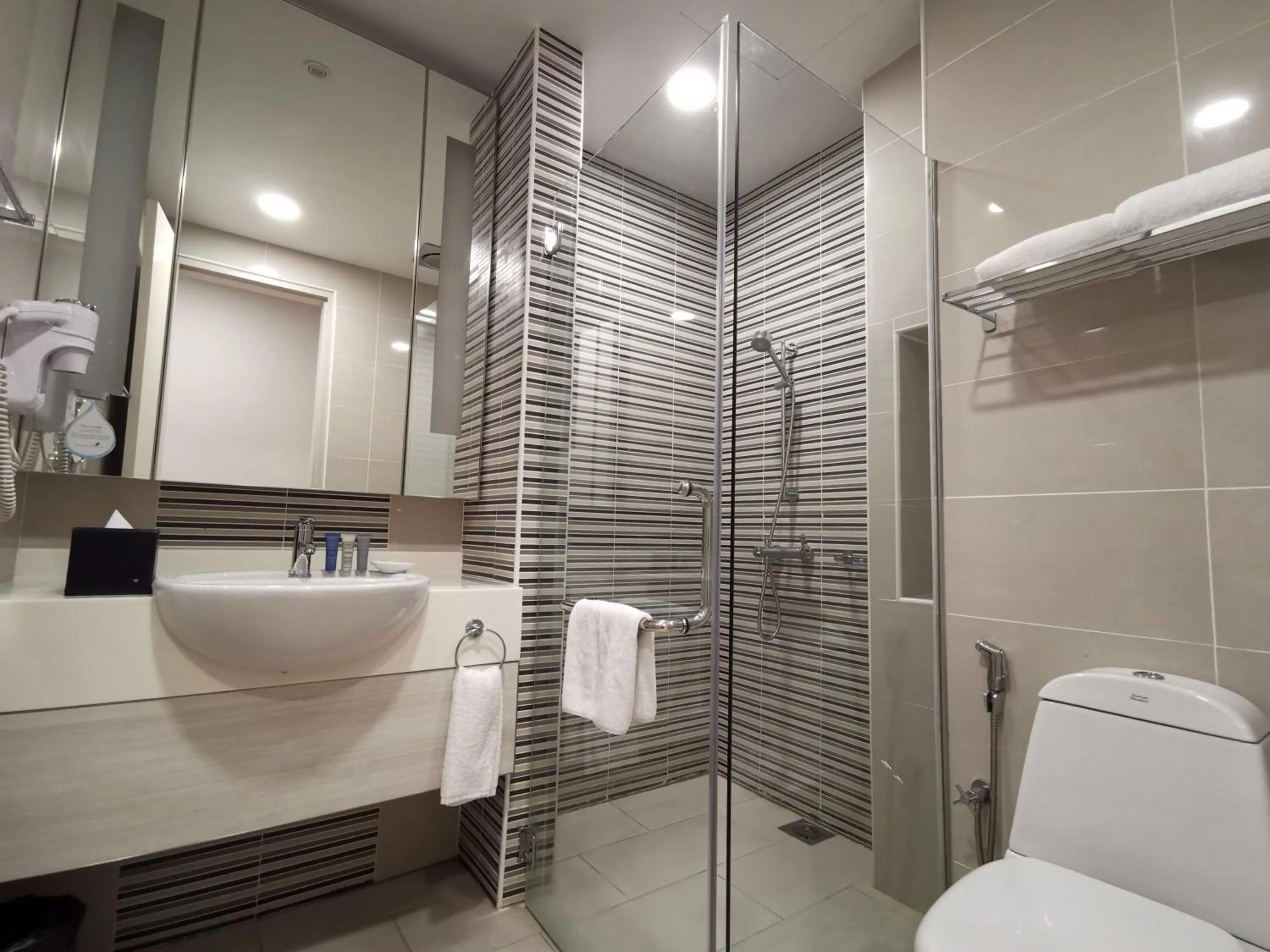 Bathroom in Marina Puteri Harbour Johor by Perfect Host