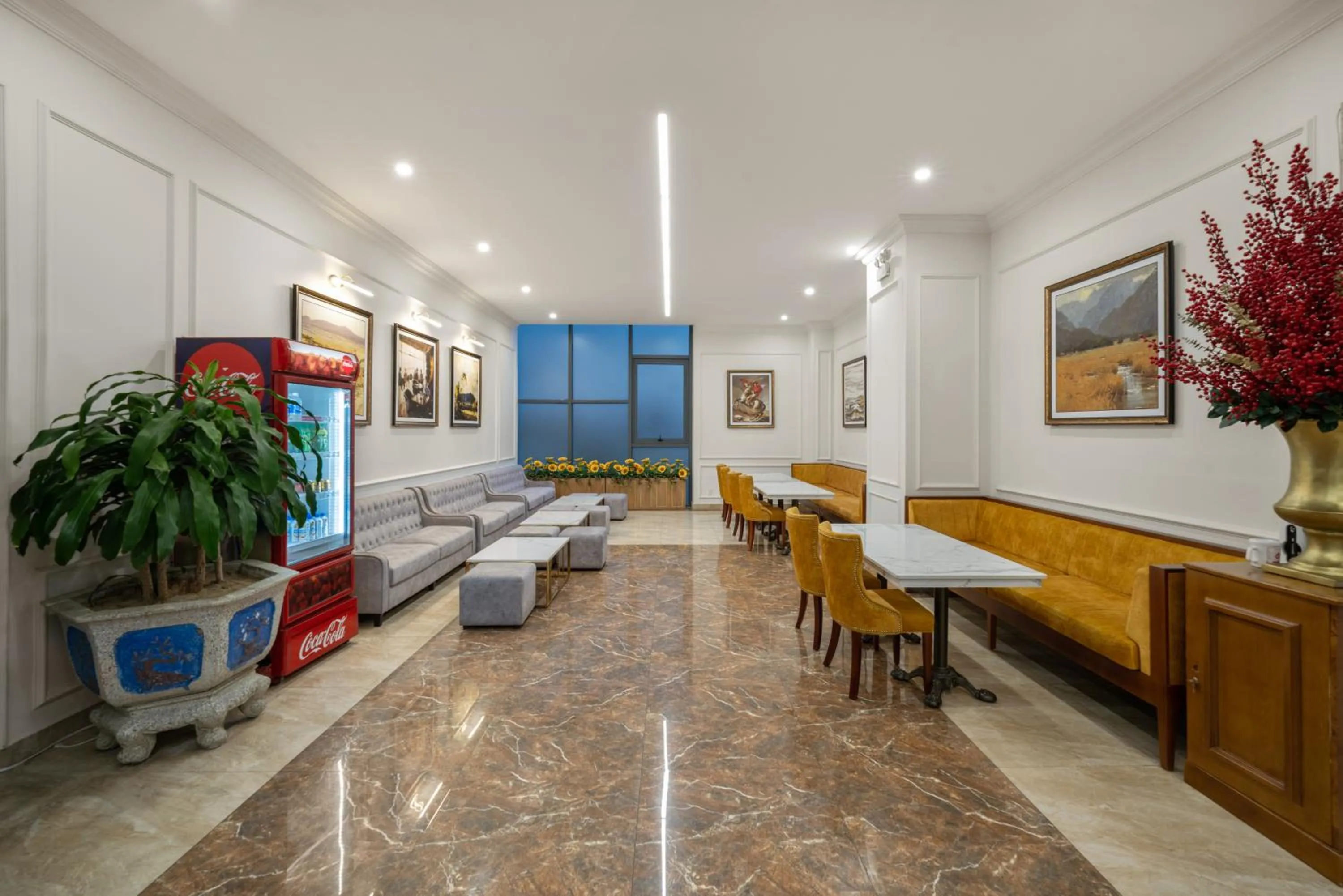 Seating area in ATP Galaxy Hotel & Apartment Danang