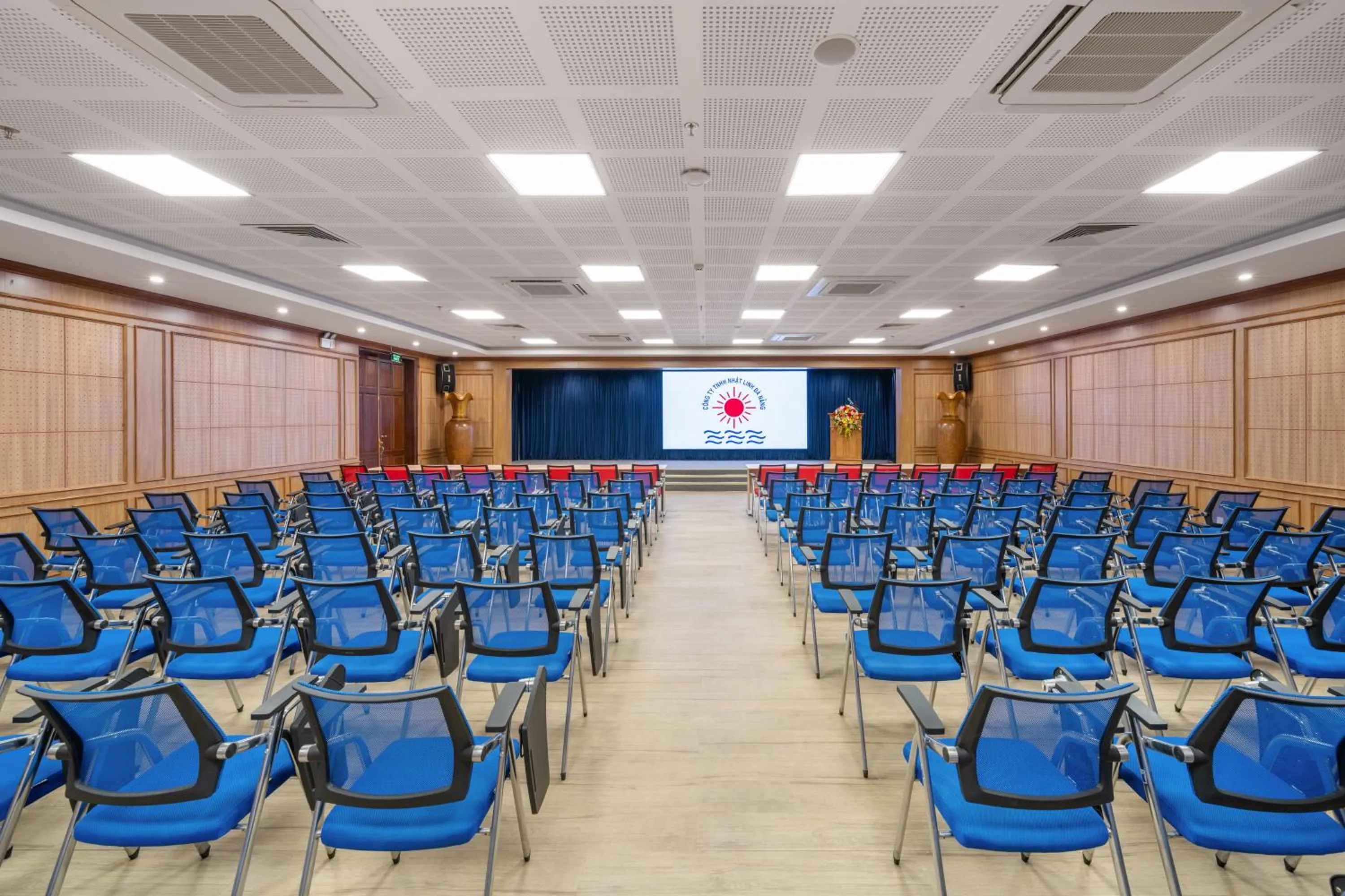 Meeting/conference room in ATP Galaxy Hotel & Apartment Danang