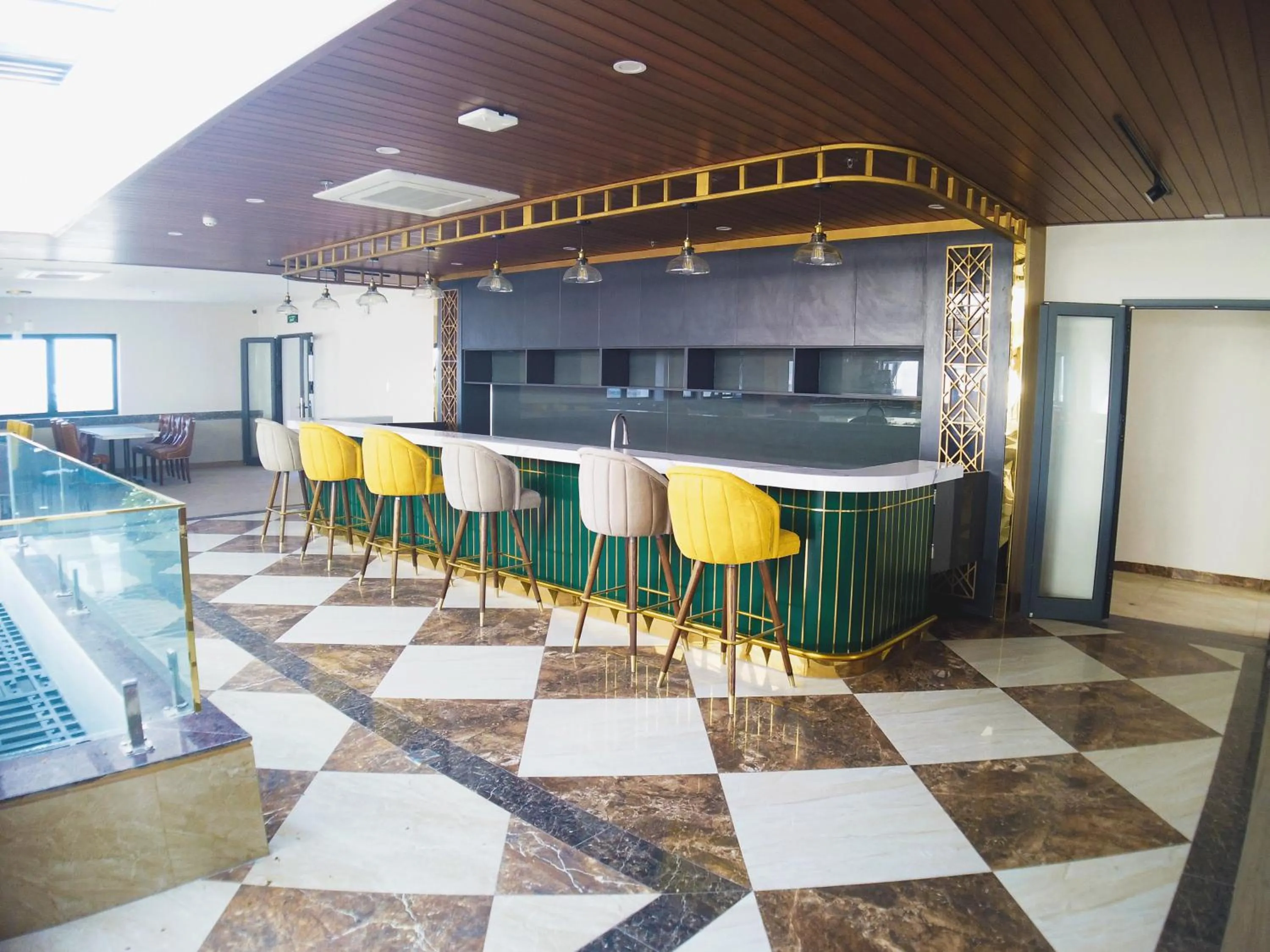 Restaurant/places to eat in ATP Galaxy Hotel & Apartment Danang