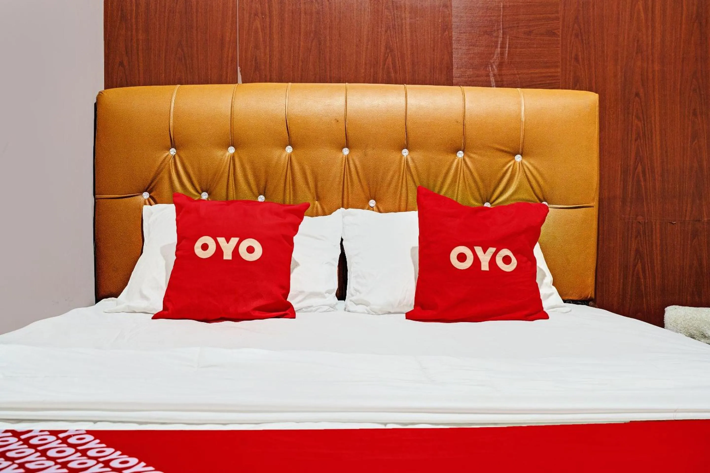 Bedroom, Bed in Hotel O JKK Sweet Room