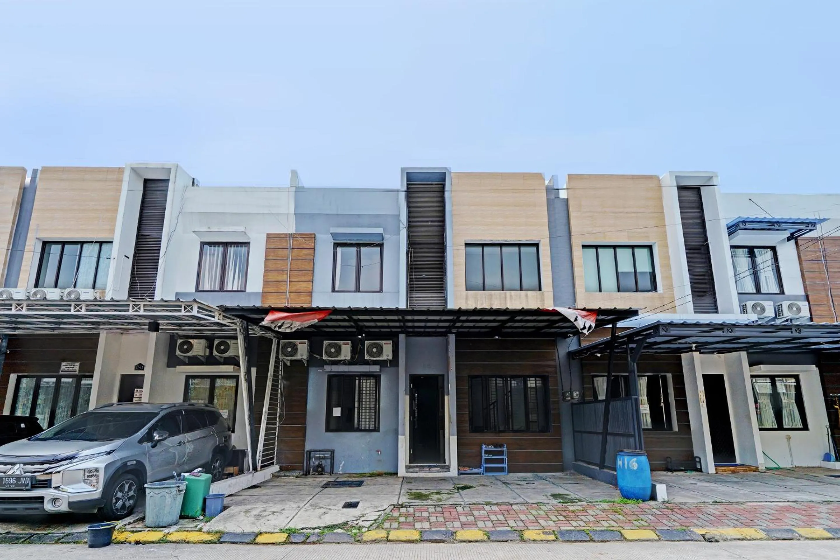 Hotel O JKK Sweet Room