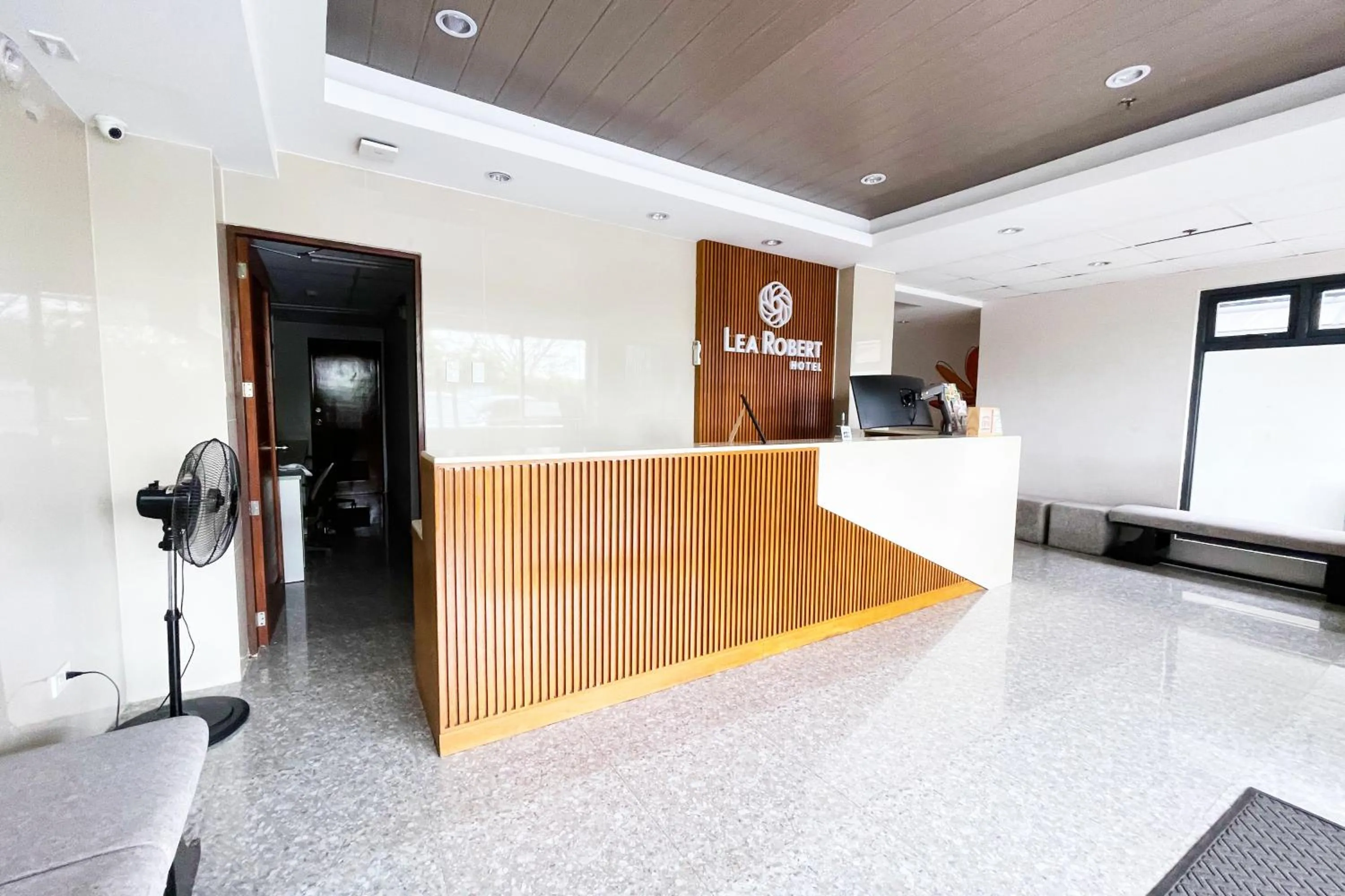 Property building in Lea Robert Hotel Angeles City