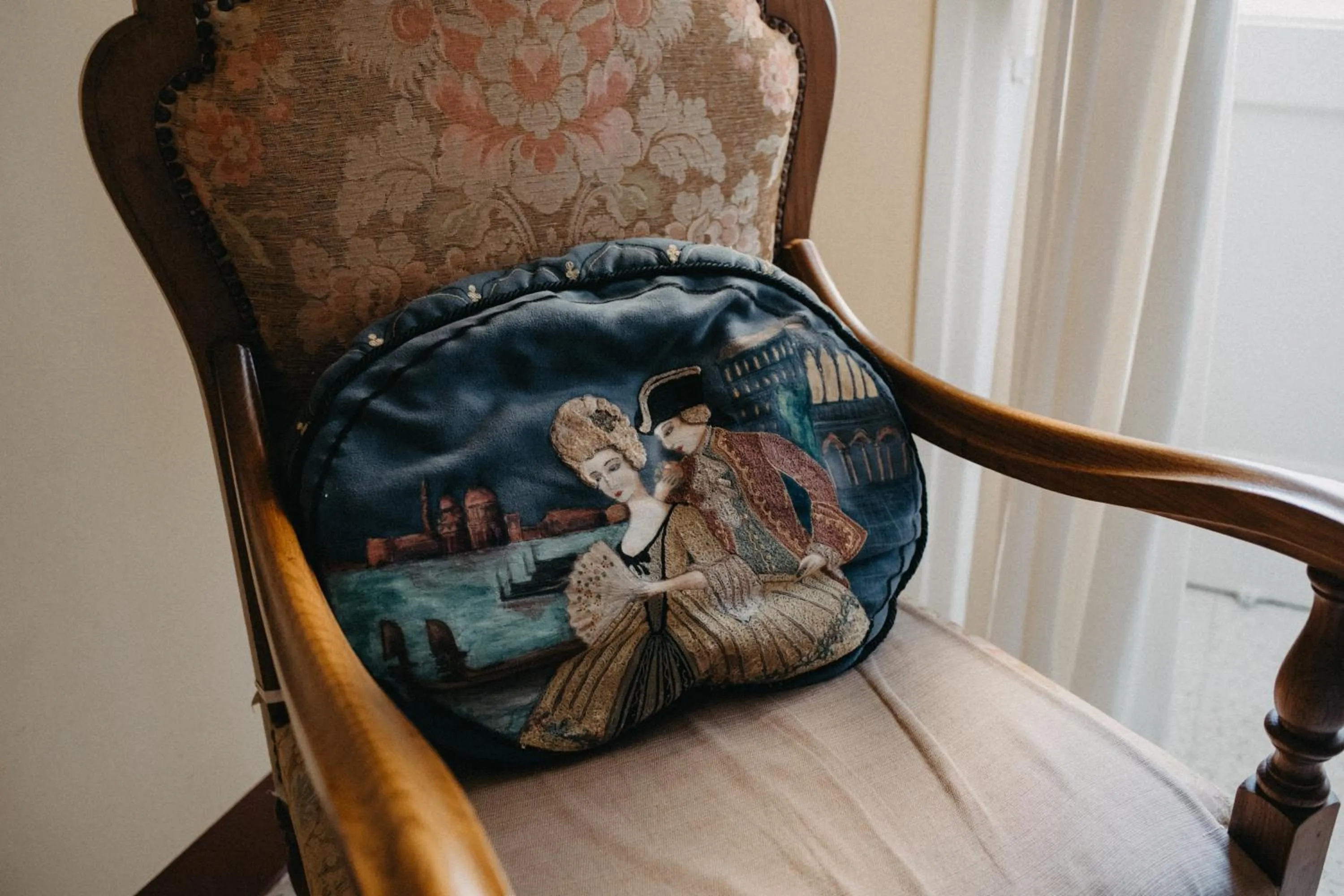 Bedroom in Piazza Argento