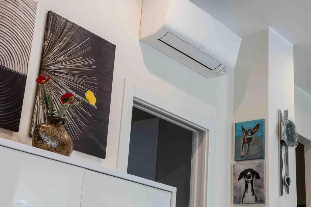 air conditioner in [near Orio center]2BR The quiet and relaxing house