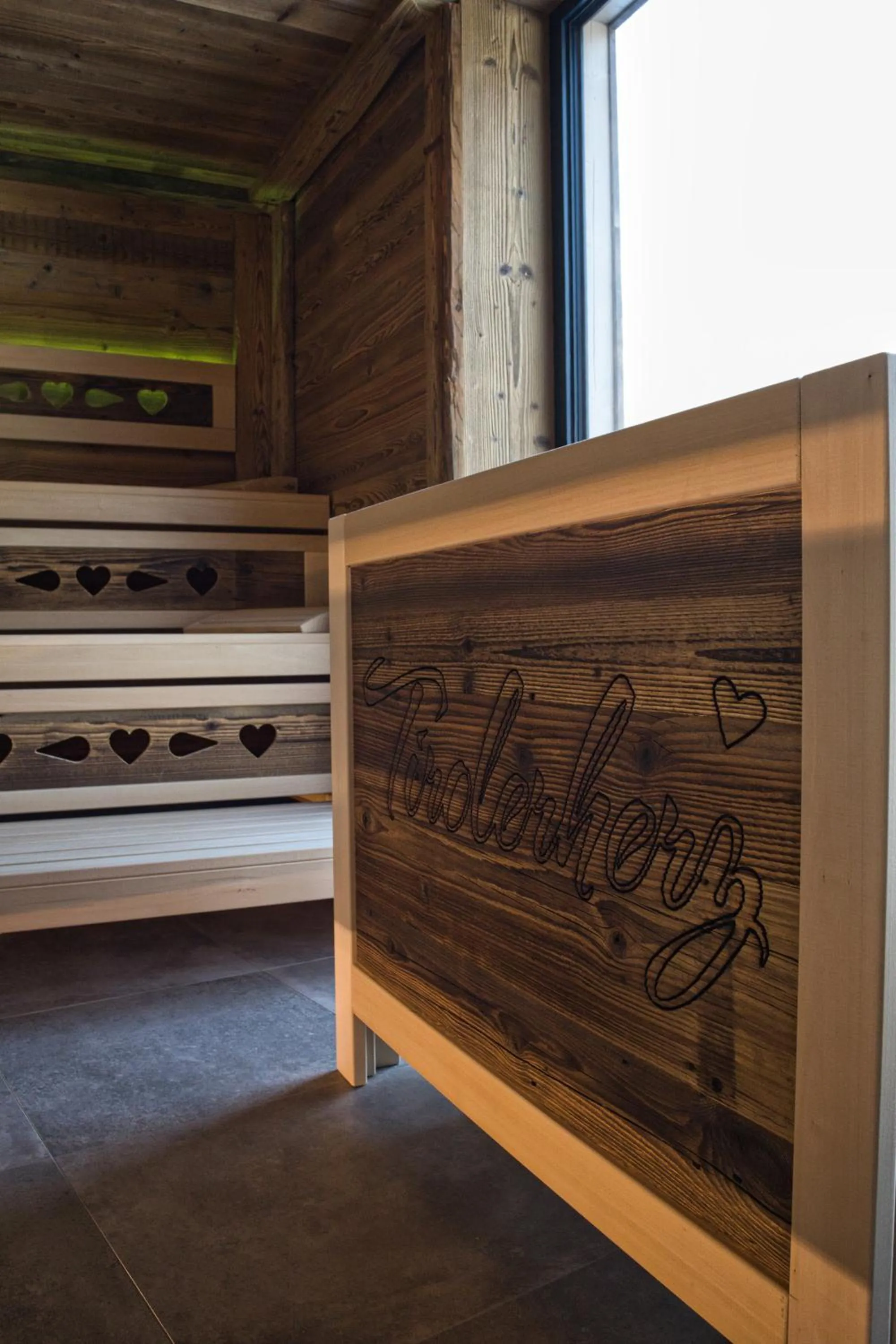 Bed in Hotel Landhaus Tirolerherz