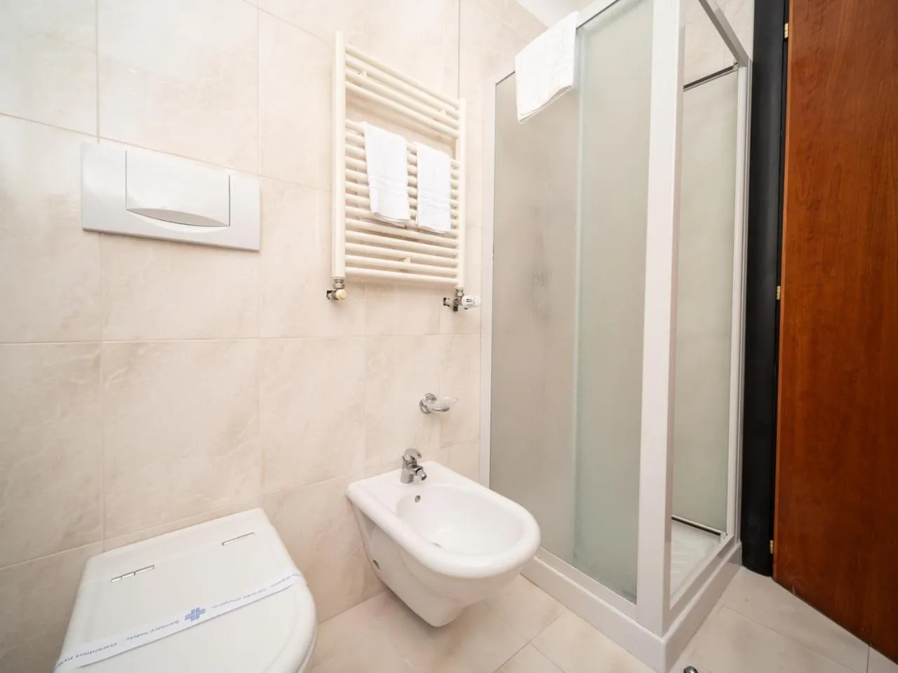 Shower in Hotel SAN PIO