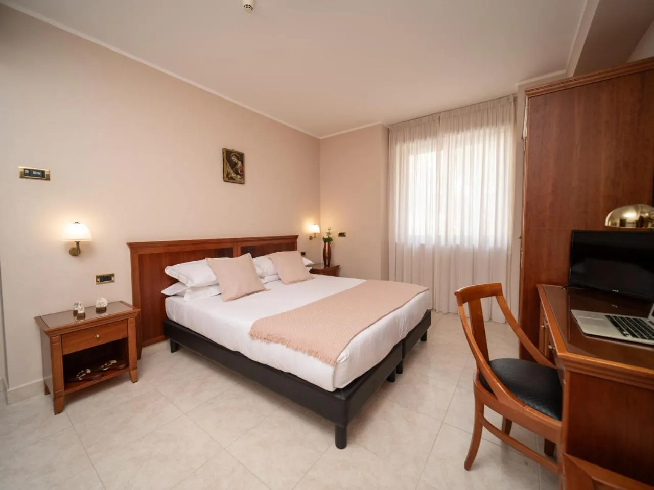 Bed in Hotel SAN PIO