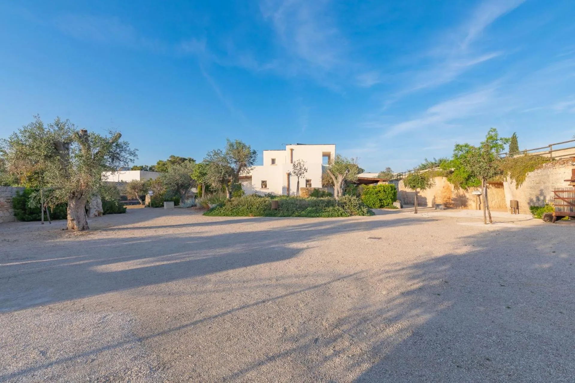 Garden in Cava Li Santi Residence