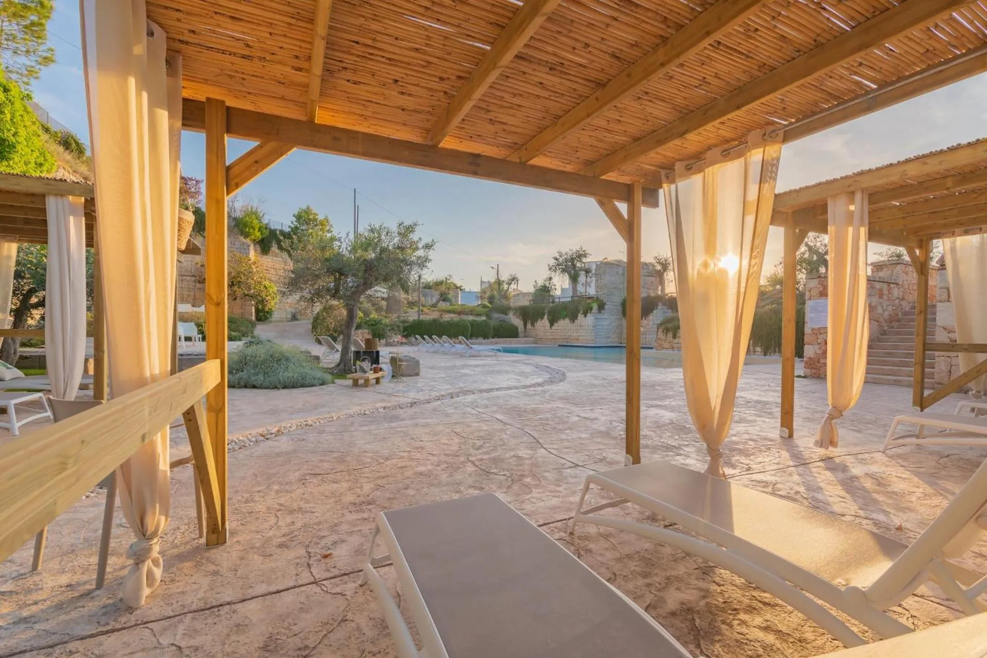 Garden view in Cava Li Santi Residence