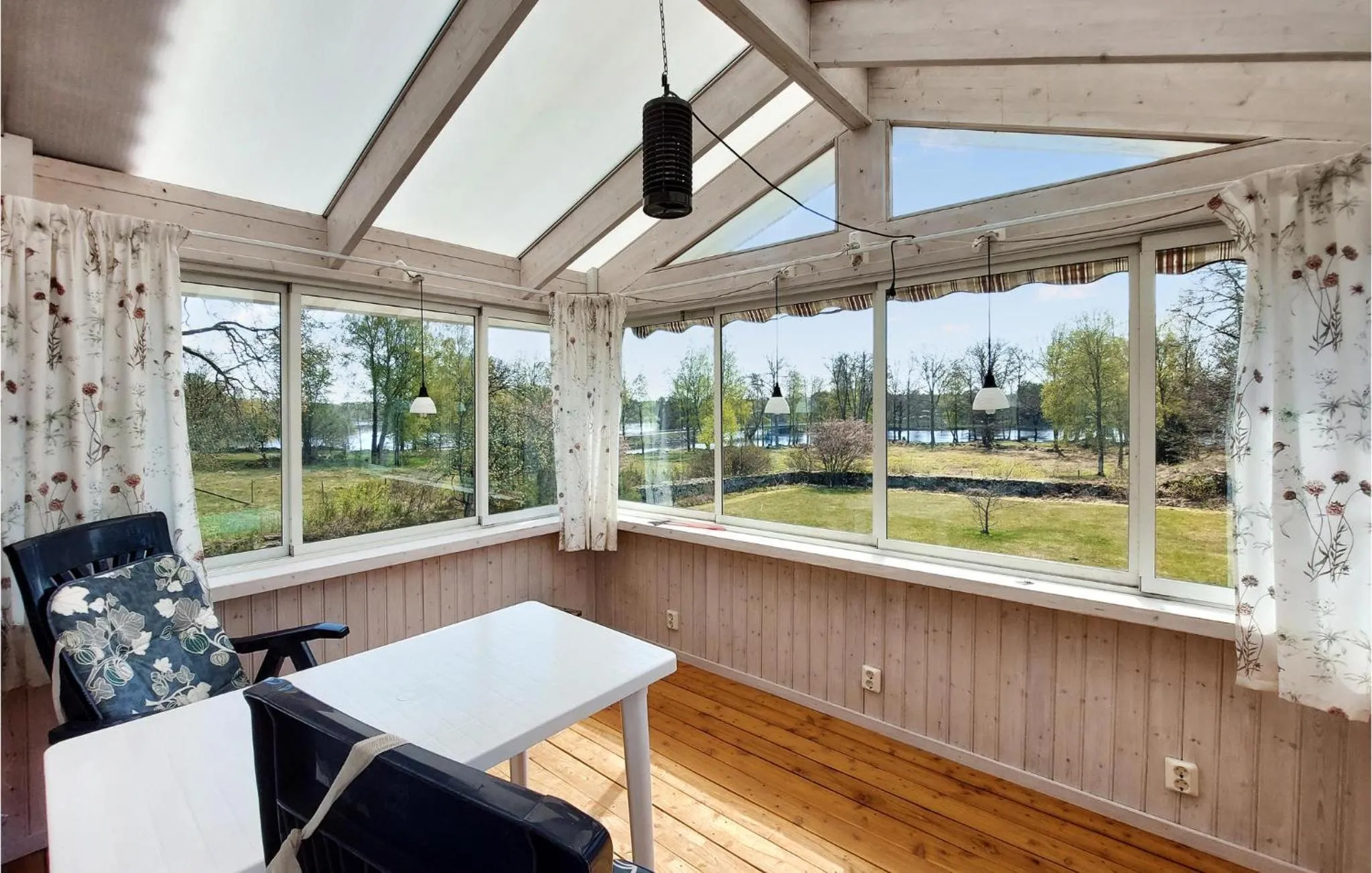 Property building in Nice Home In Markaryd With Wifi