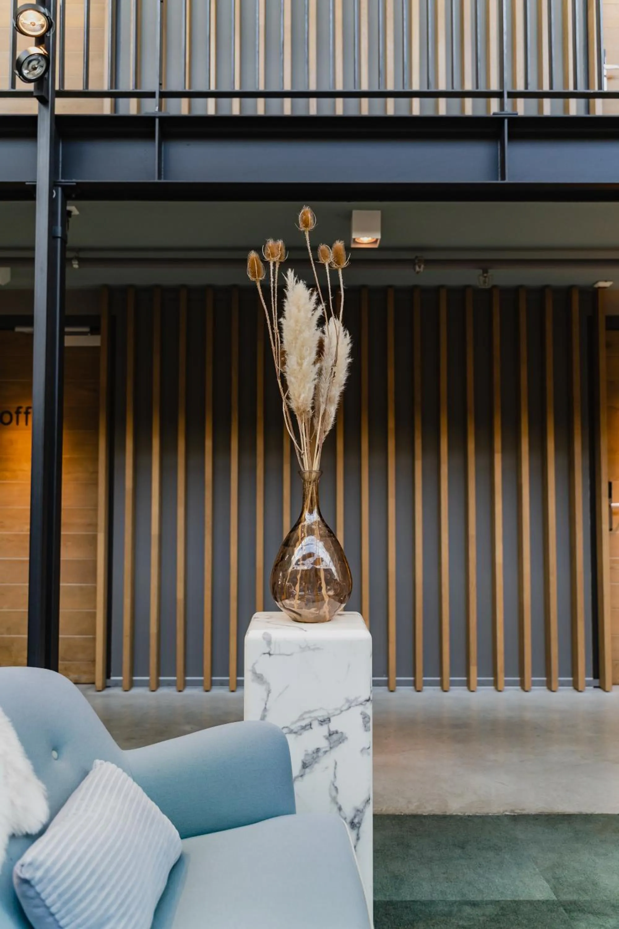 Decorative detail in Hotel De Hallen