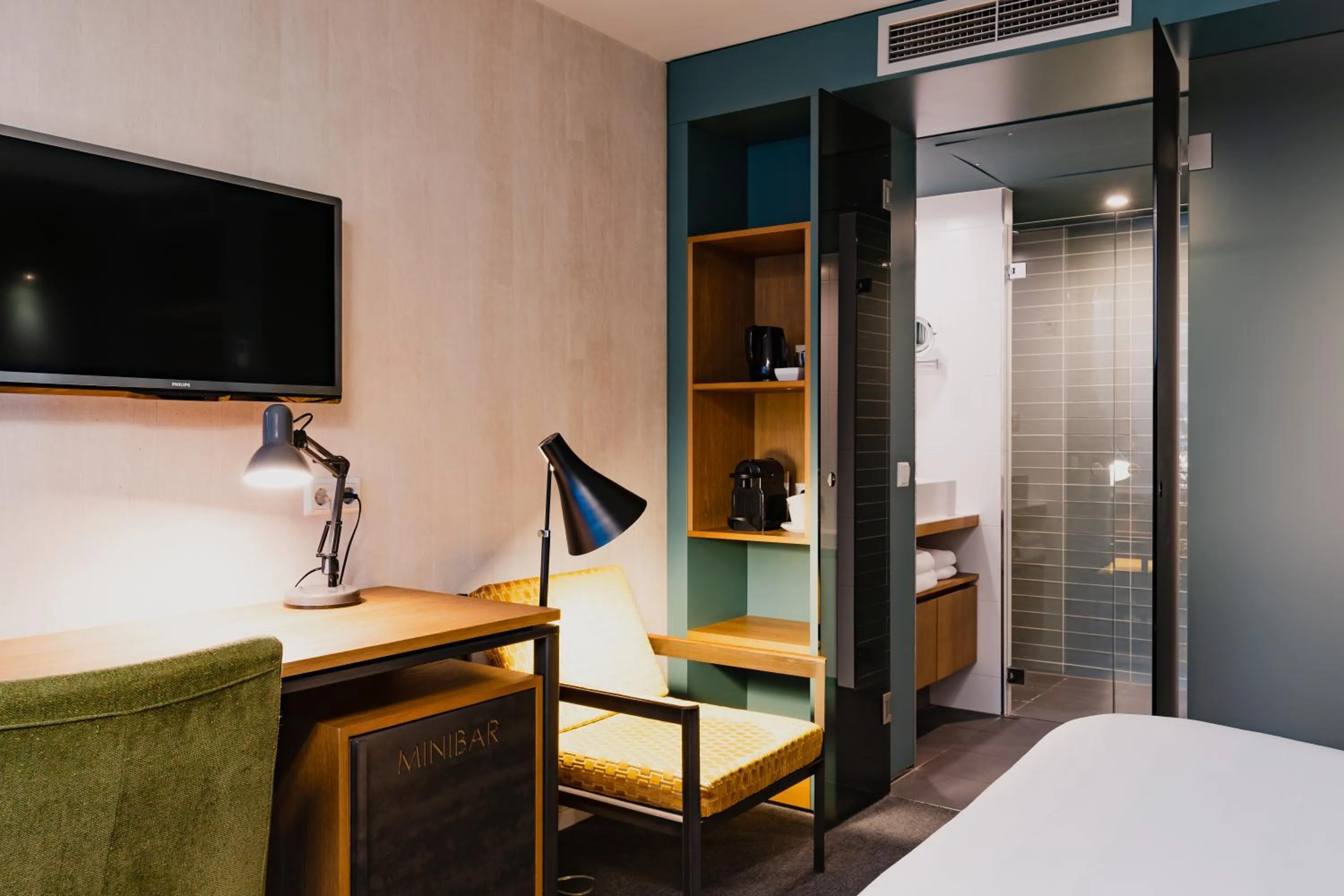 TV and multimedia, Bed in Hotel De Hallen