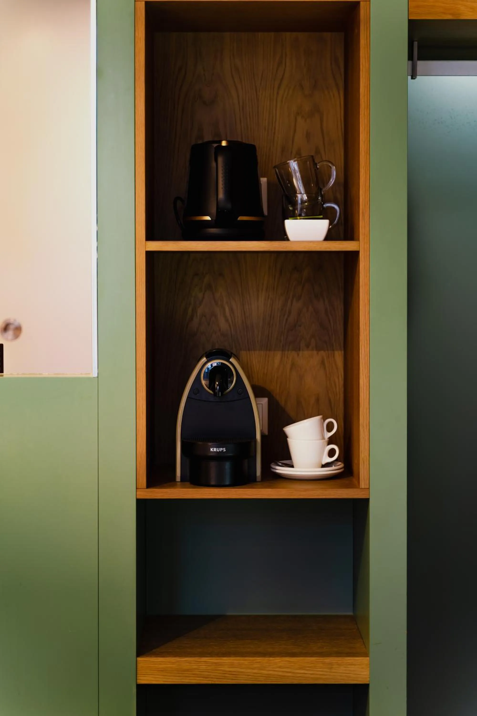 Coffee/tea facilities in Hotel De Hallen