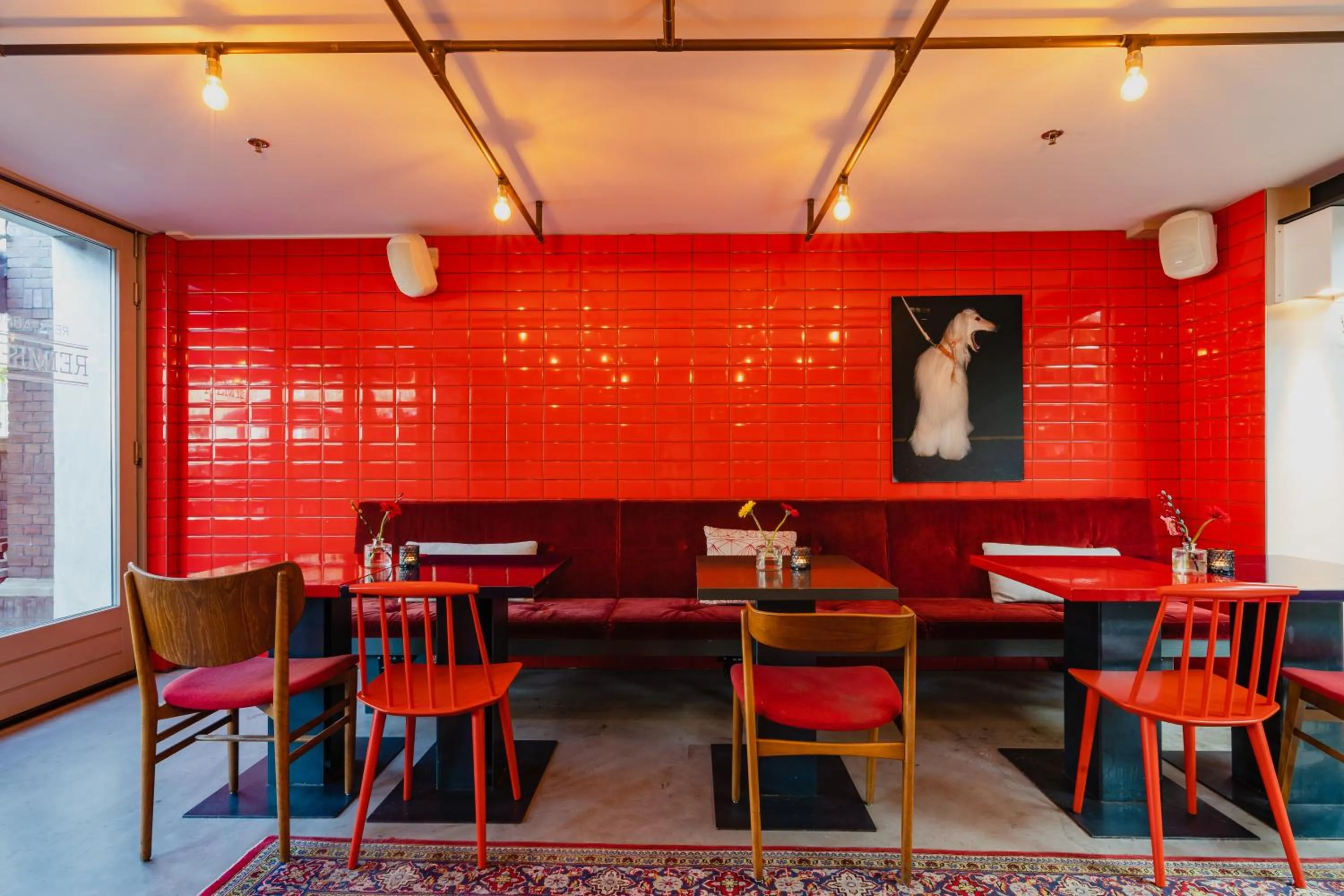 Restaurant/places to eat in Hotel De Hallen