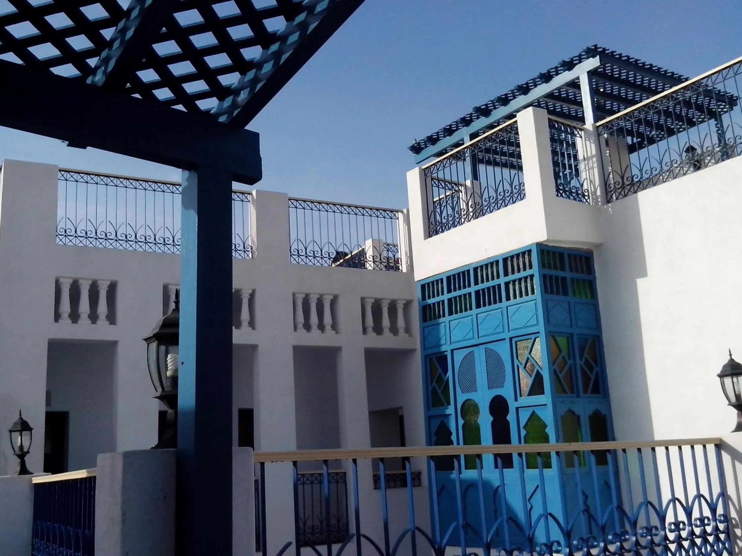 Property building in Dar Baaziz