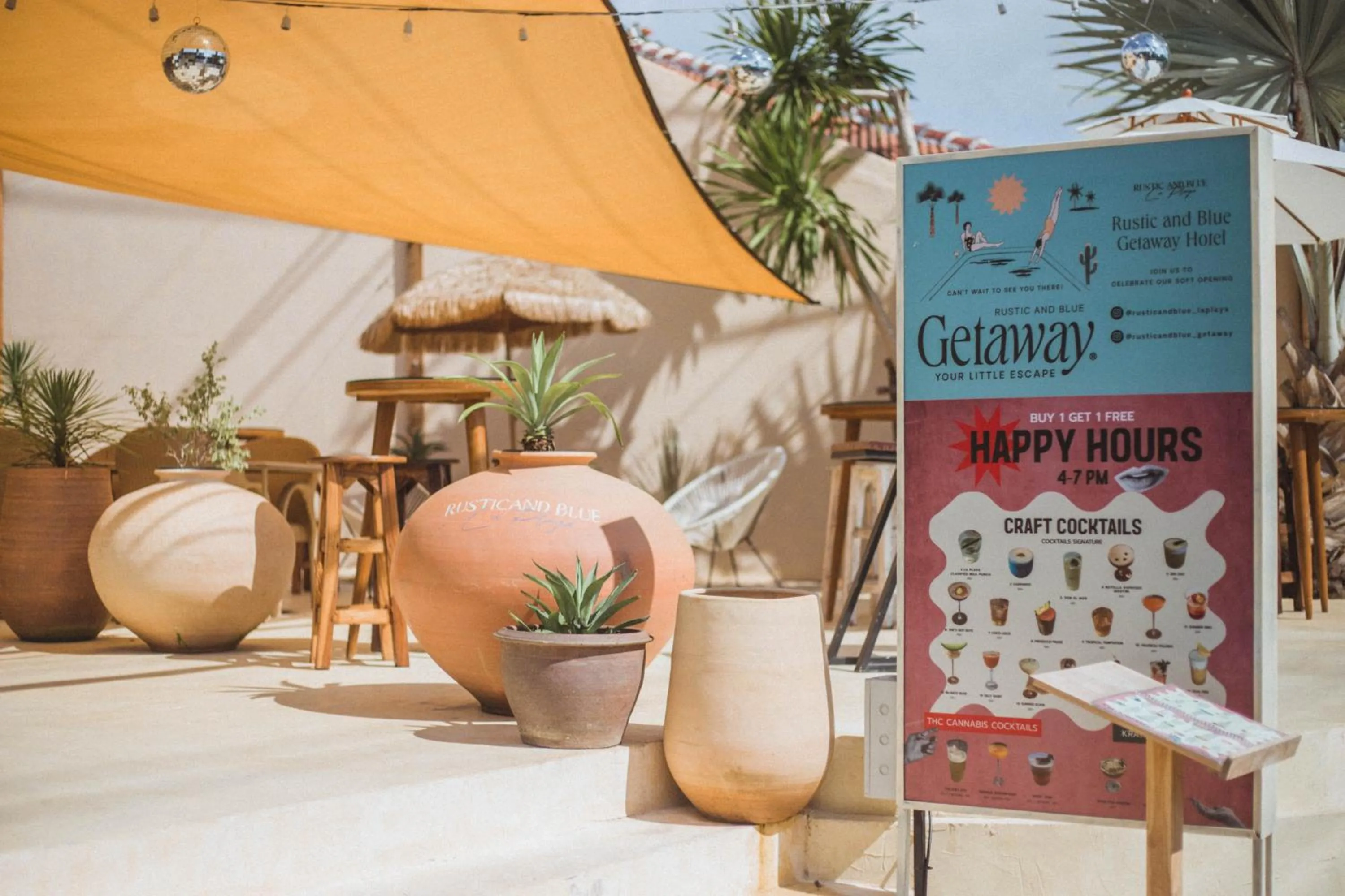 Swimming pool in Rustic and Blue Getaway