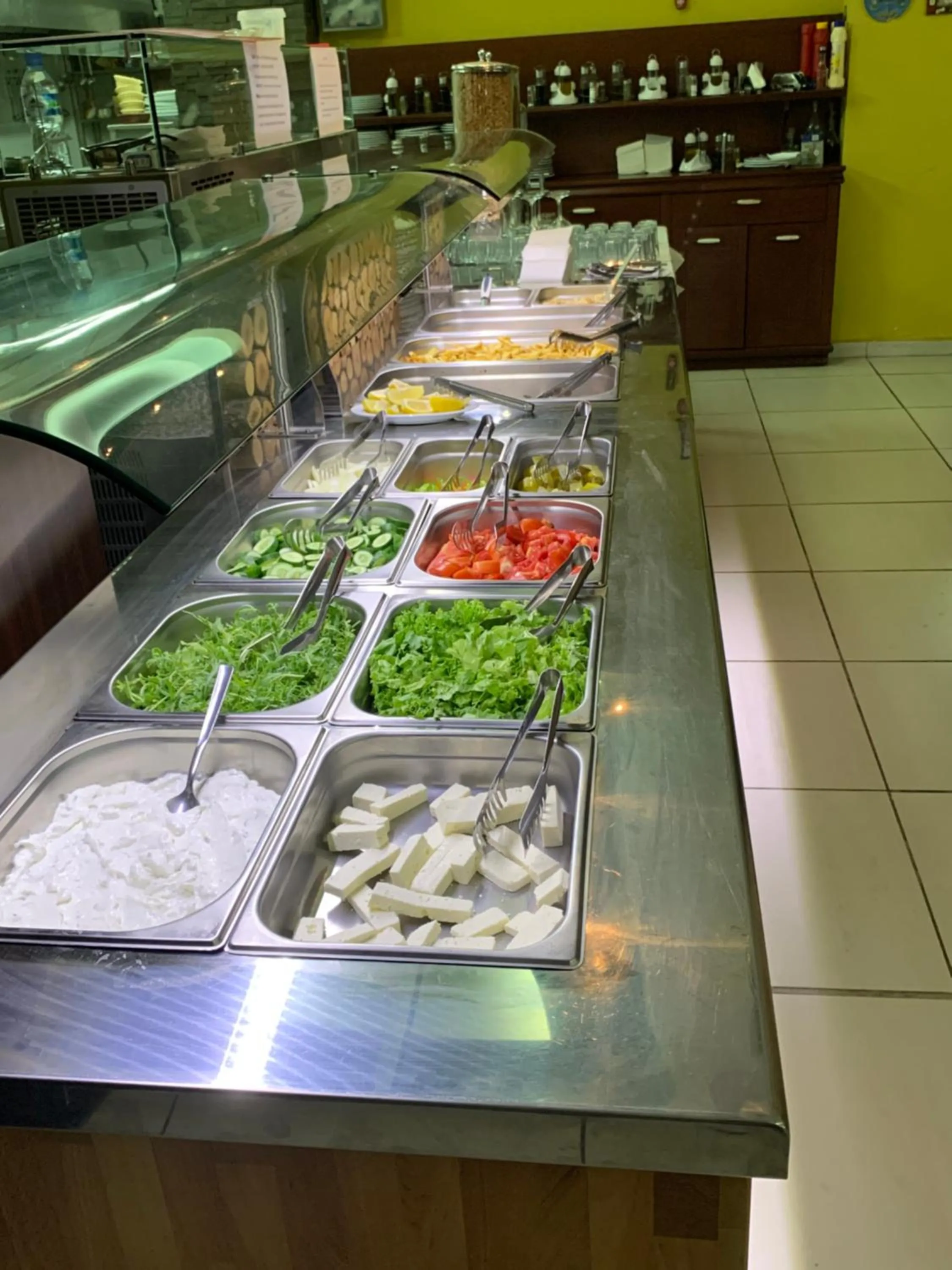 Food and drinks in Espana aparthotel