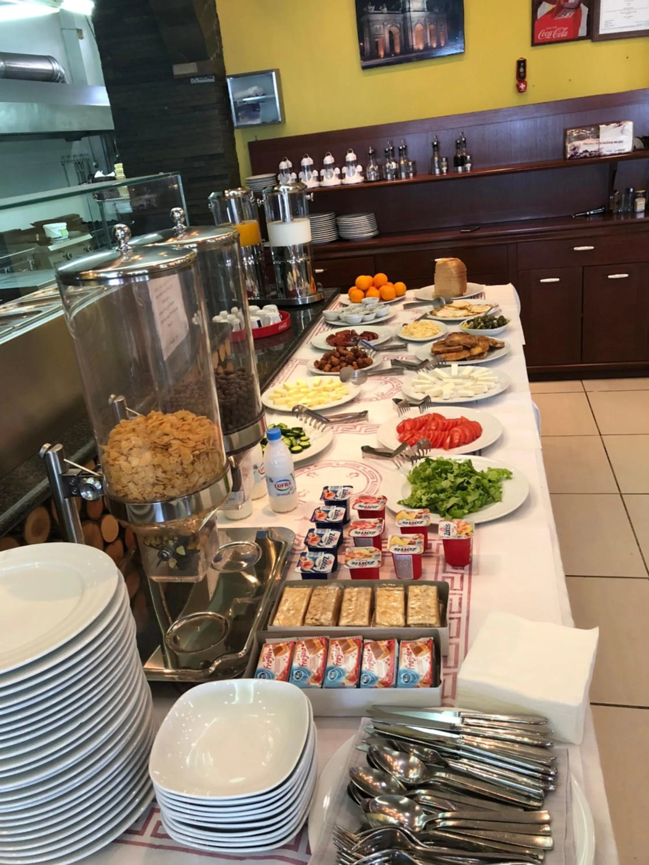 Breakfast in Espana aparthotel