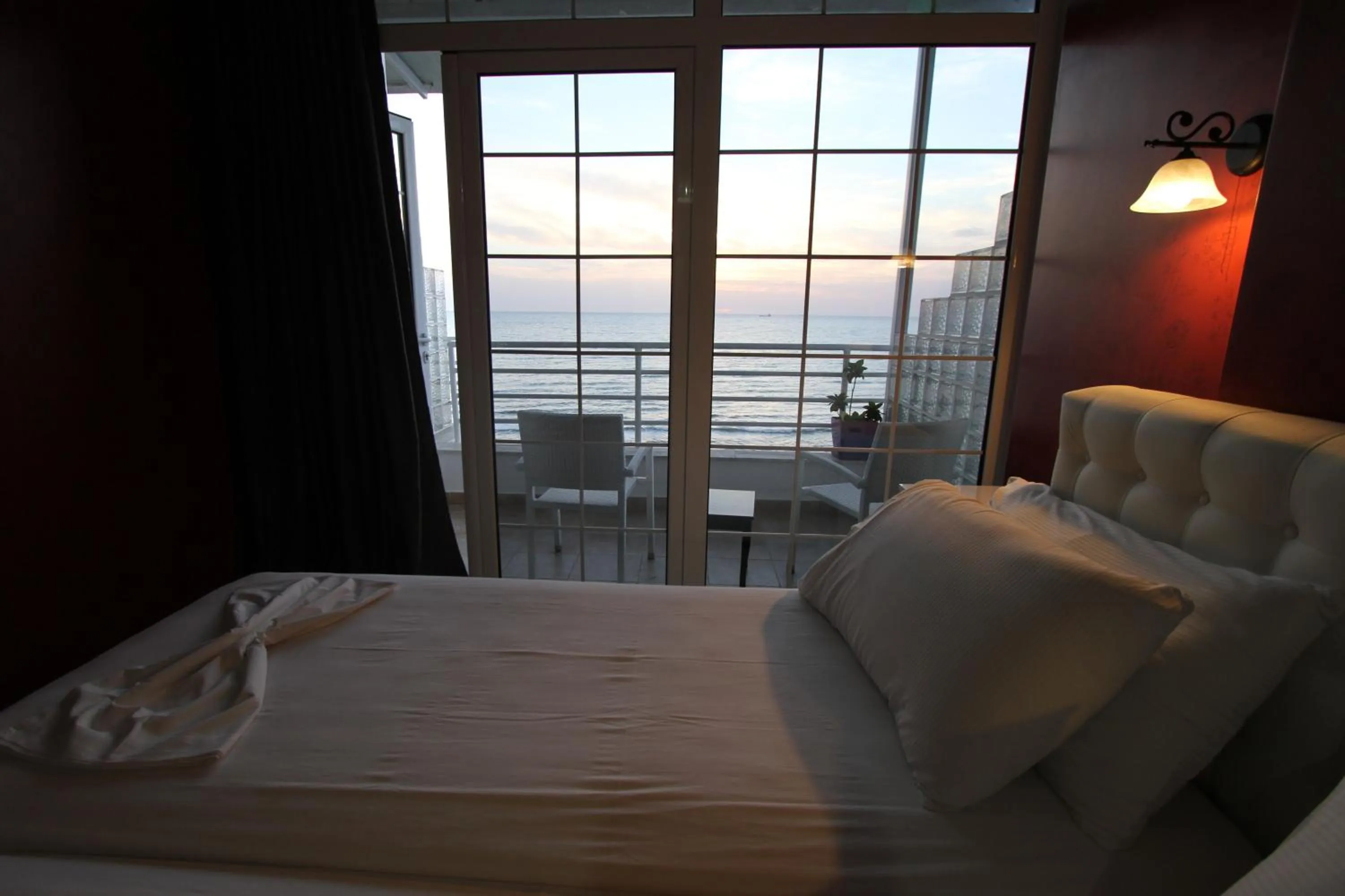 Bed in Espana aparthotel