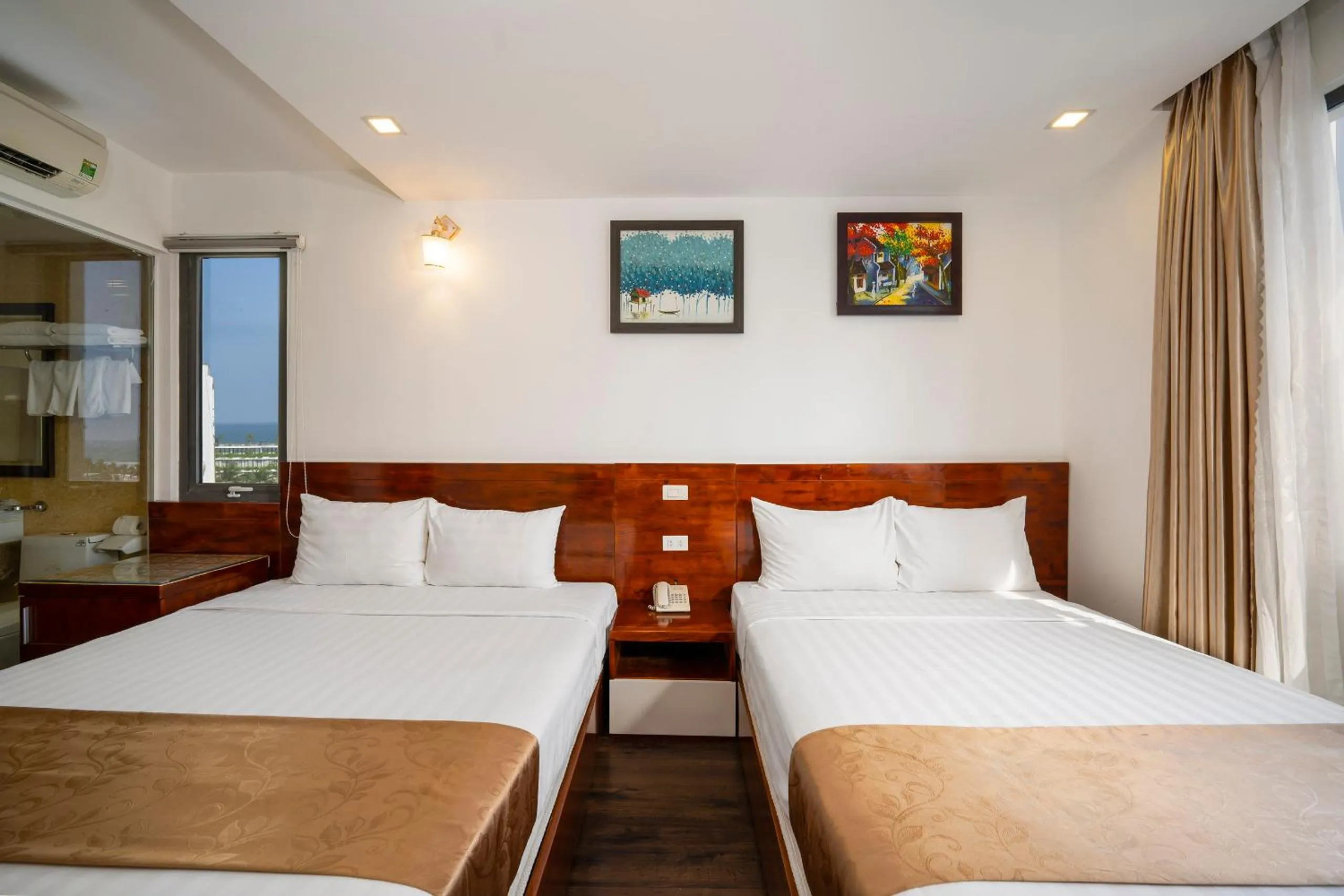 Bedroom, Bed in Waikiki Beach Hotel Da Nang