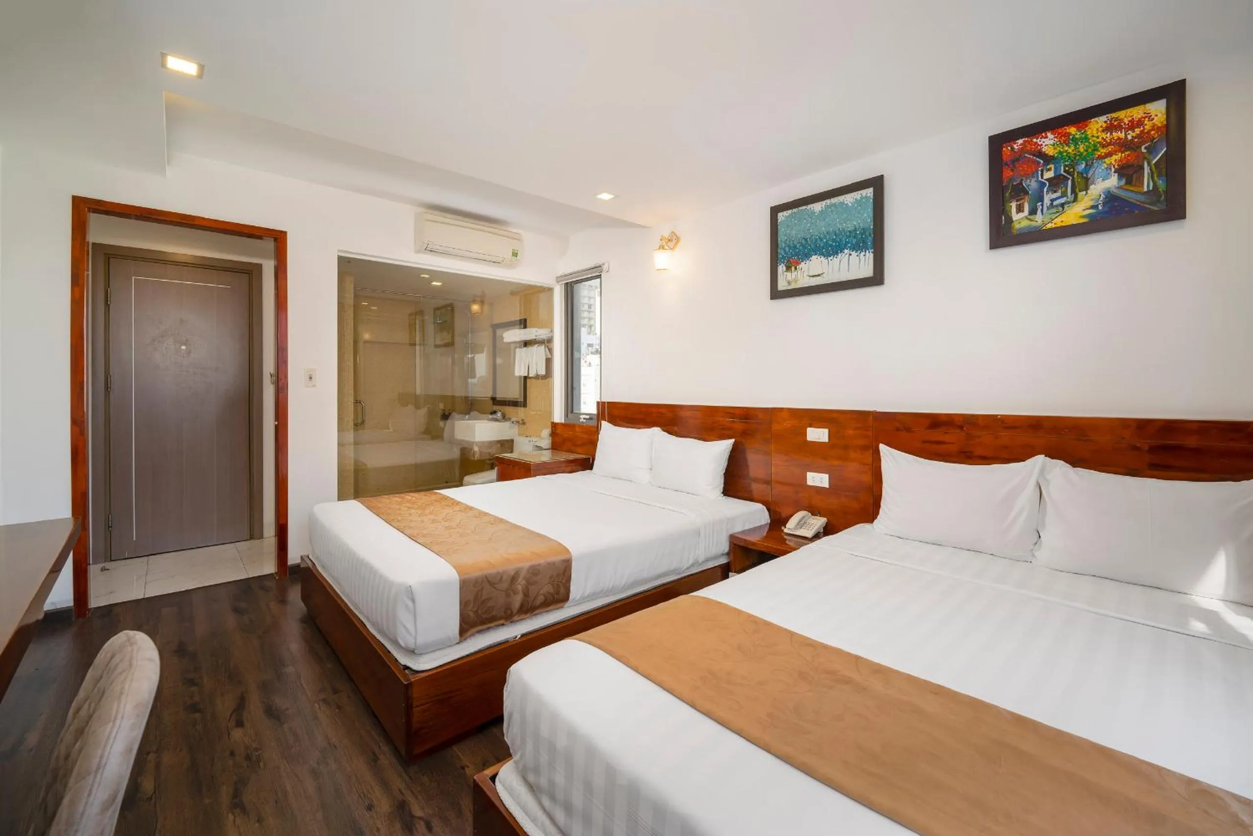 Bedroom, Bed in Waikiki Beach Hotel Da Nang