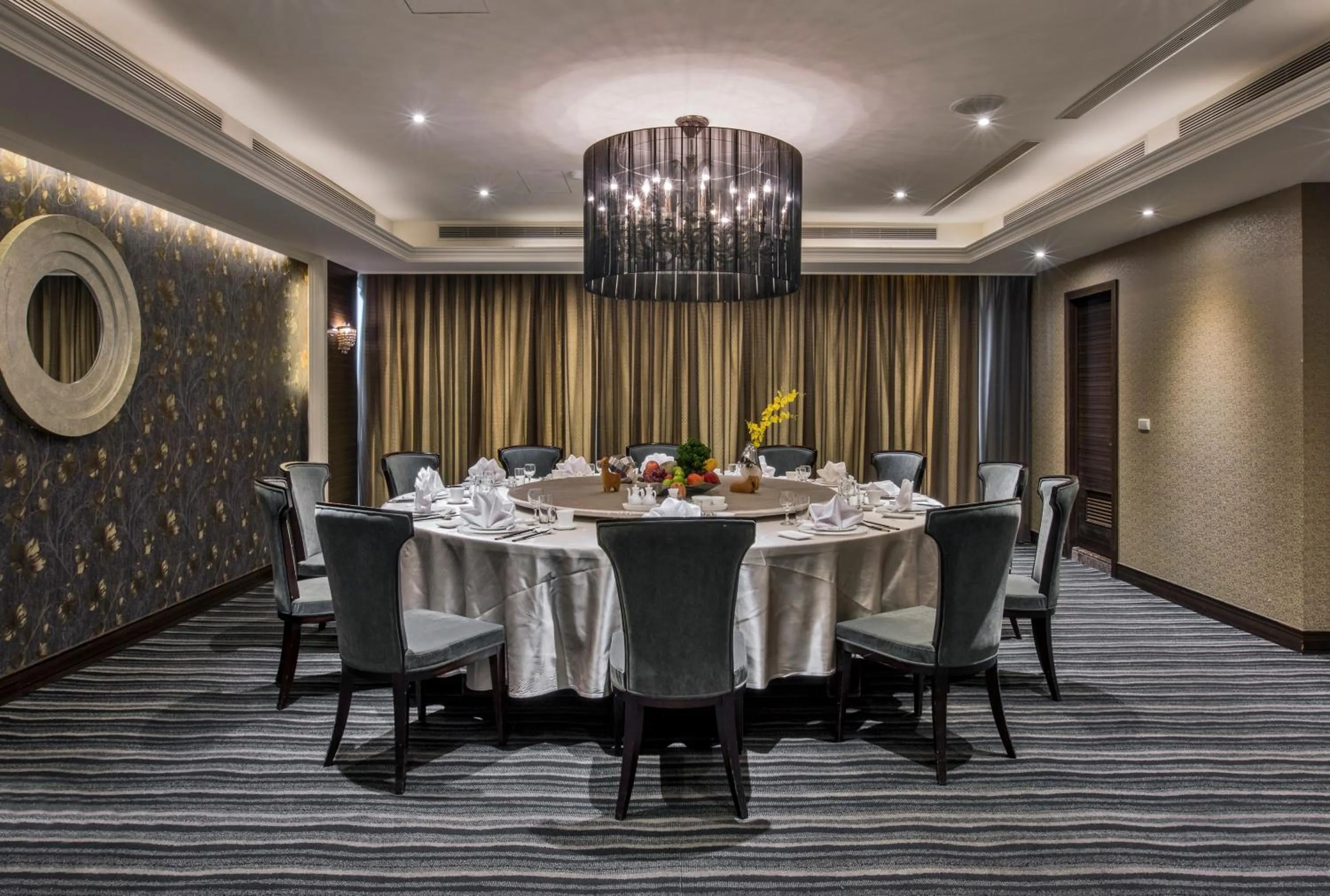 Restaurant/places to eat in The Carlton Hotel Hsinchu