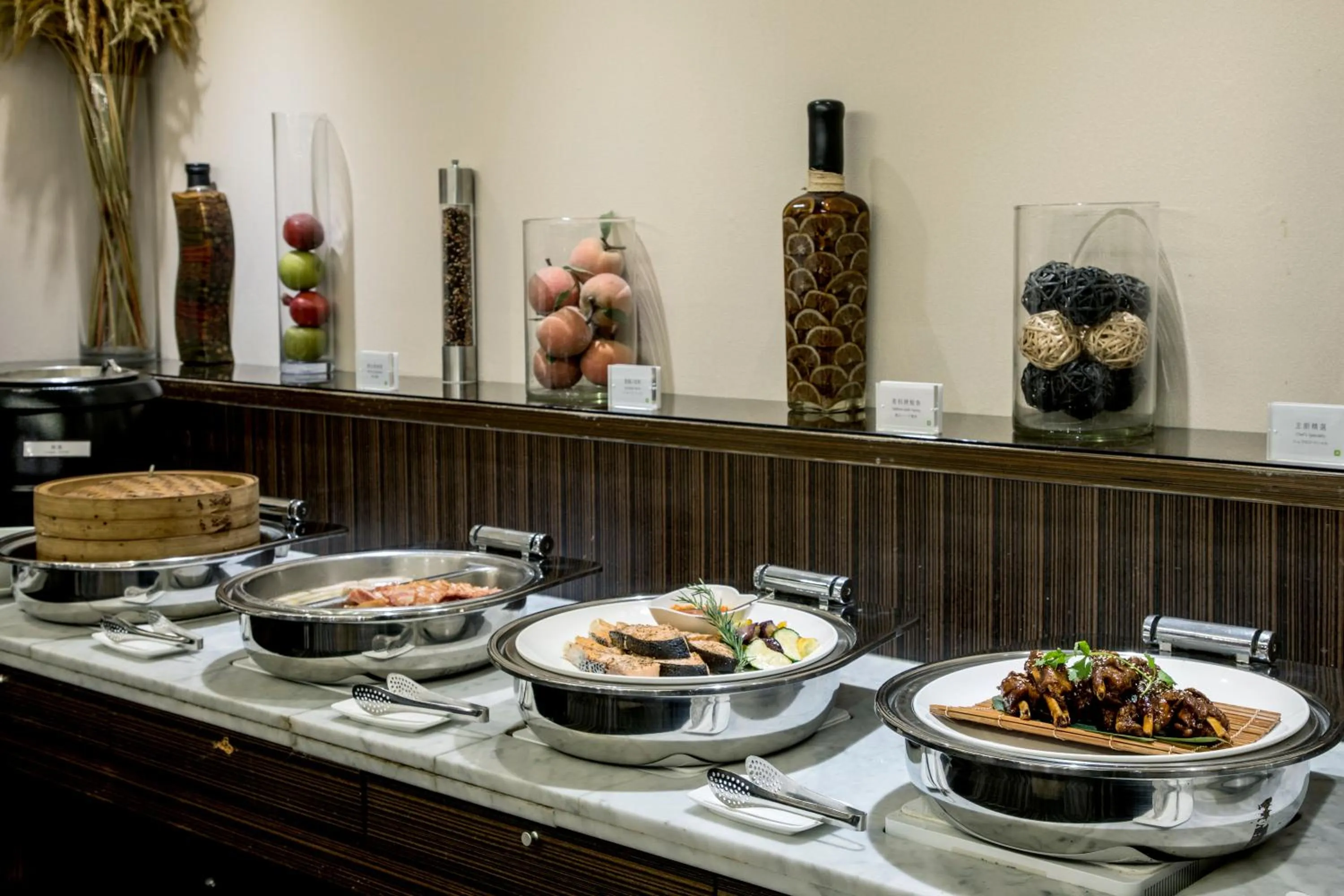 Buffet breakfast in The Carlton Hotel Hsinchu