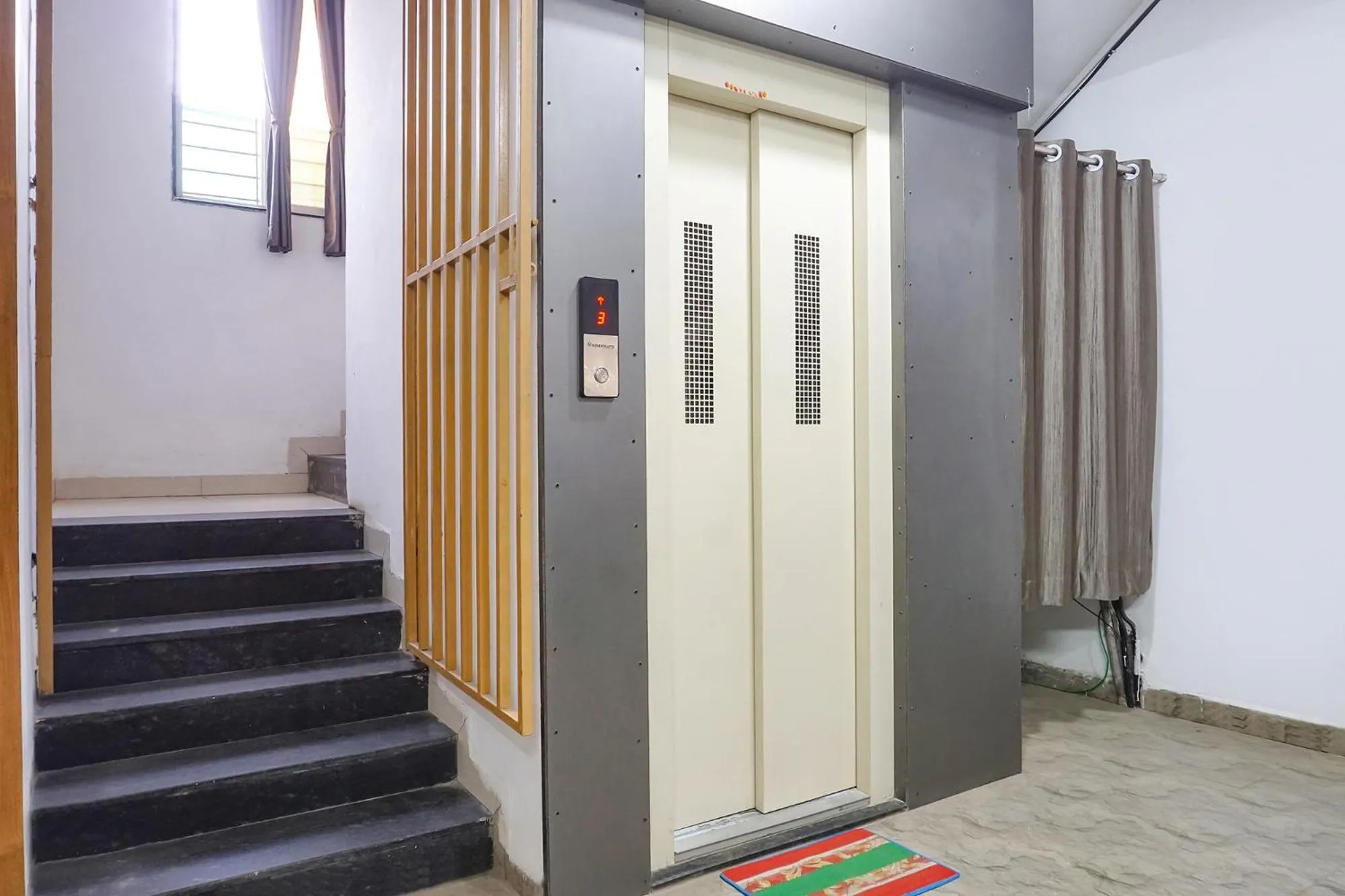 Lobby or reception in FabHotel The White House Inn