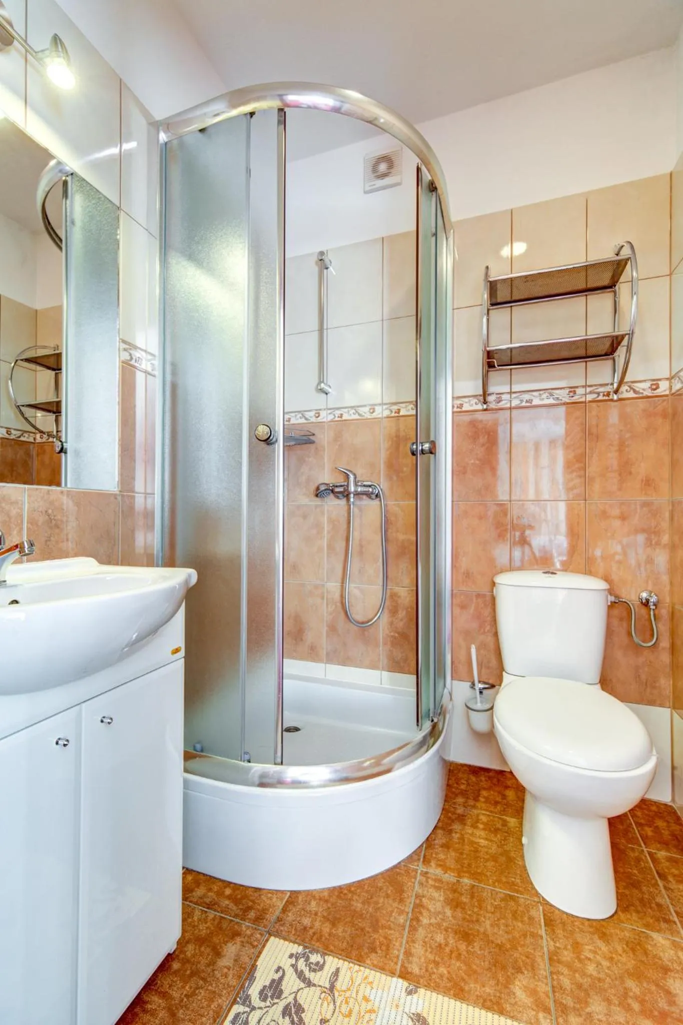Shower in Villa Melody