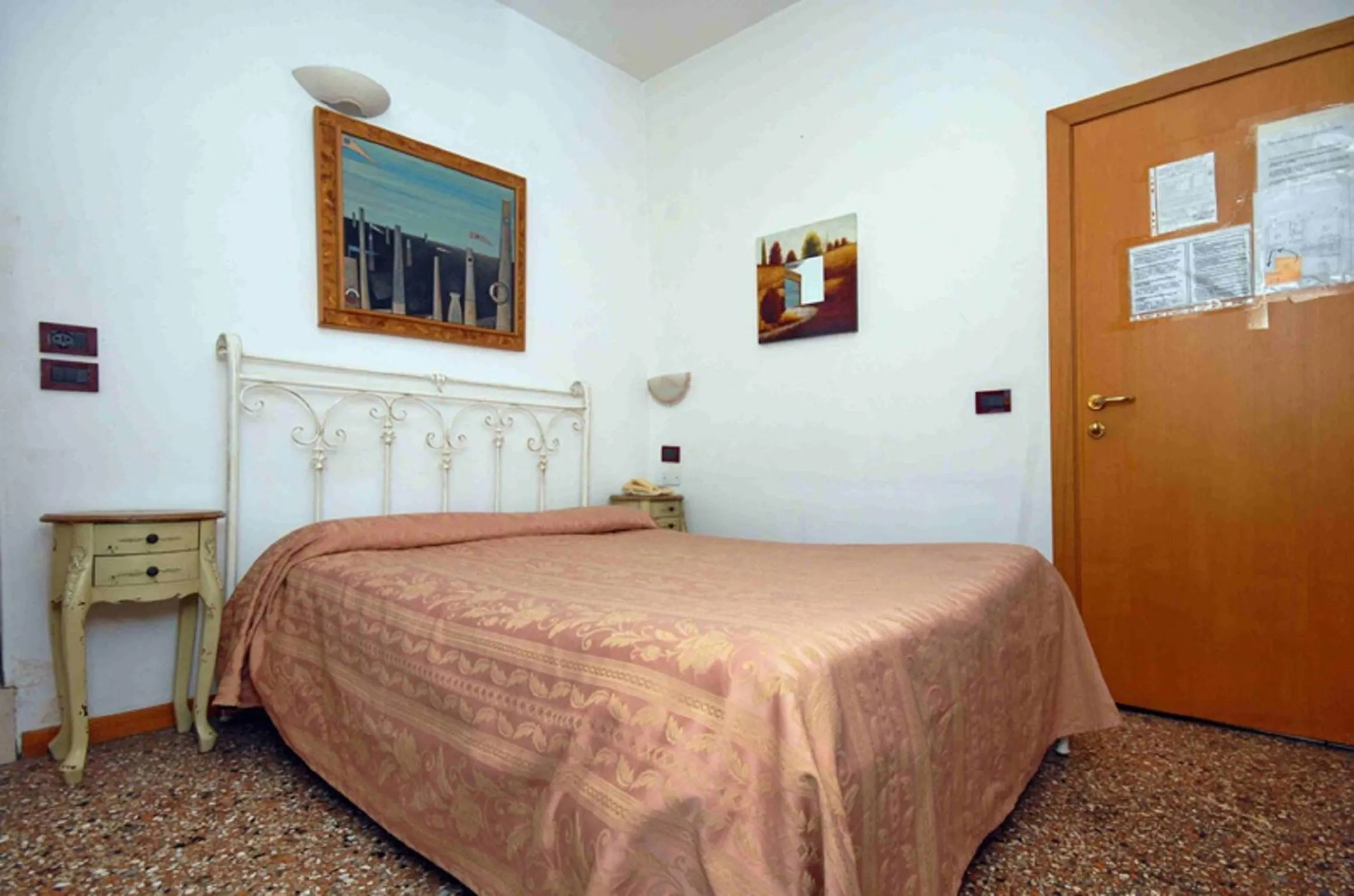 Photo of the whole room, Bed in Hotel Antico Capon