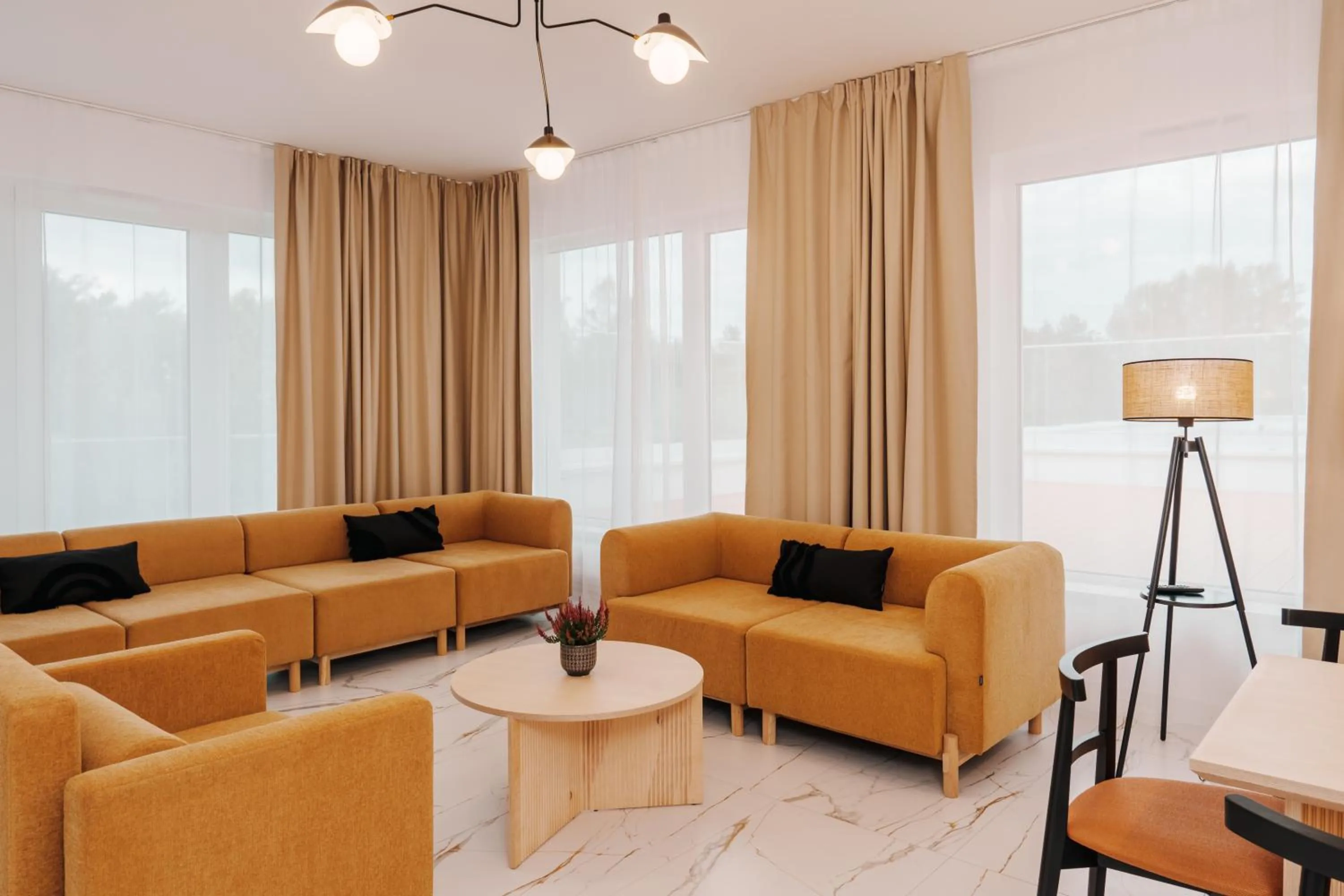 Living room in Hotel ARCHE Fabryka Samolotów w Mielnie