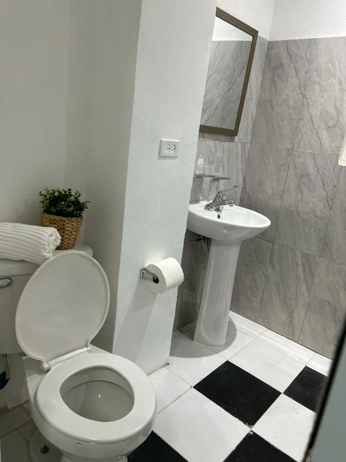 Shower in Janer House at San Juan