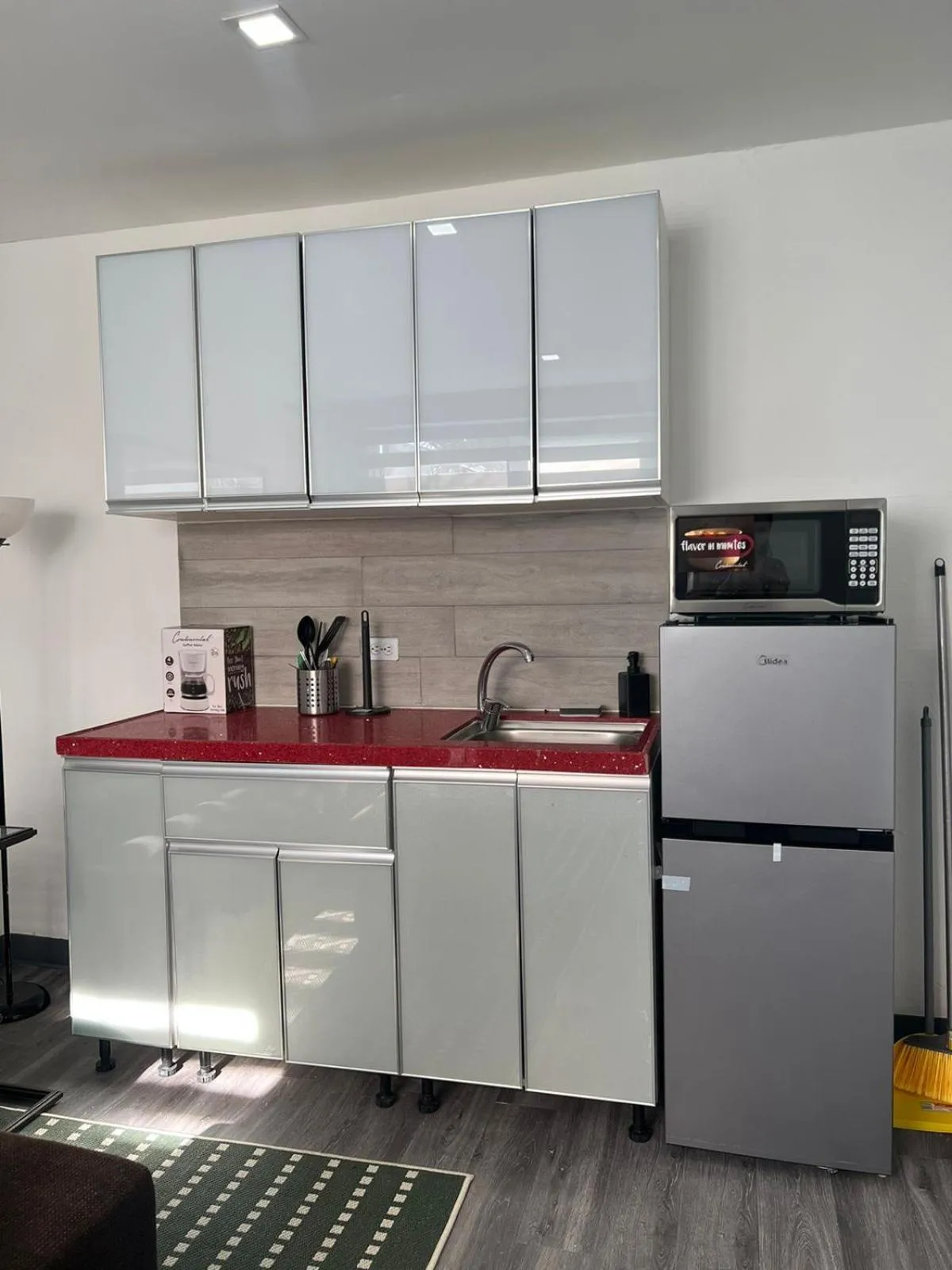 Kitchen or kitchenette in Janer House at San Juan