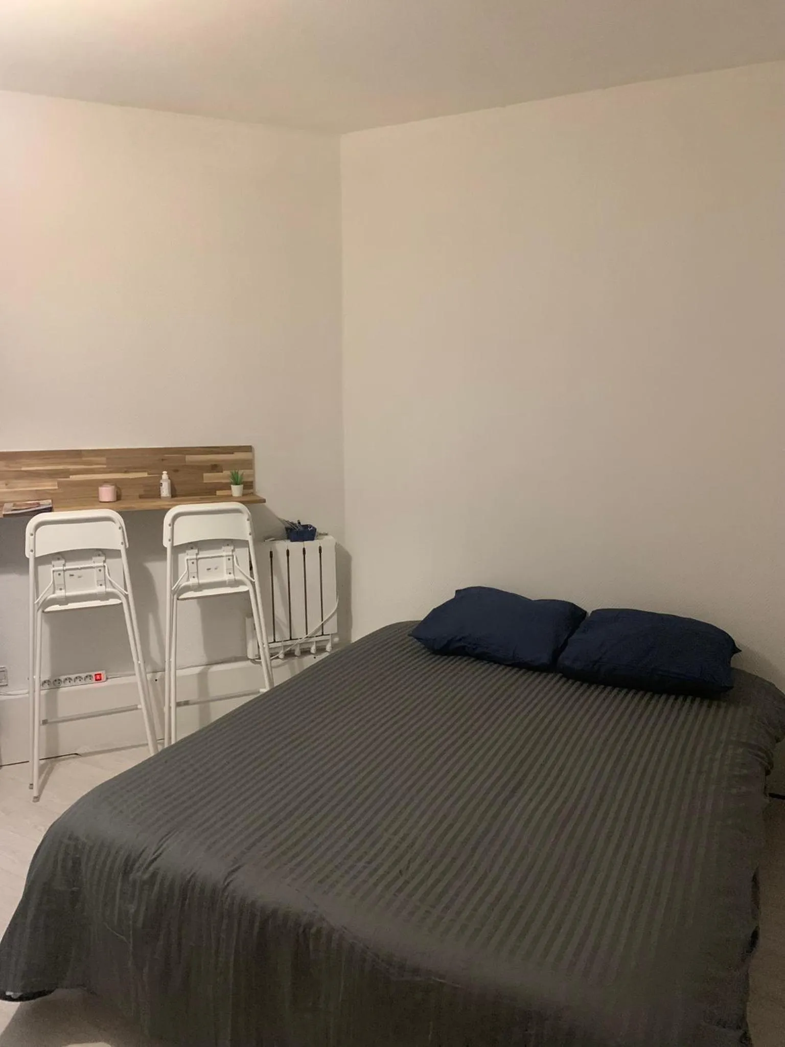 Bed in Hotel La Défense