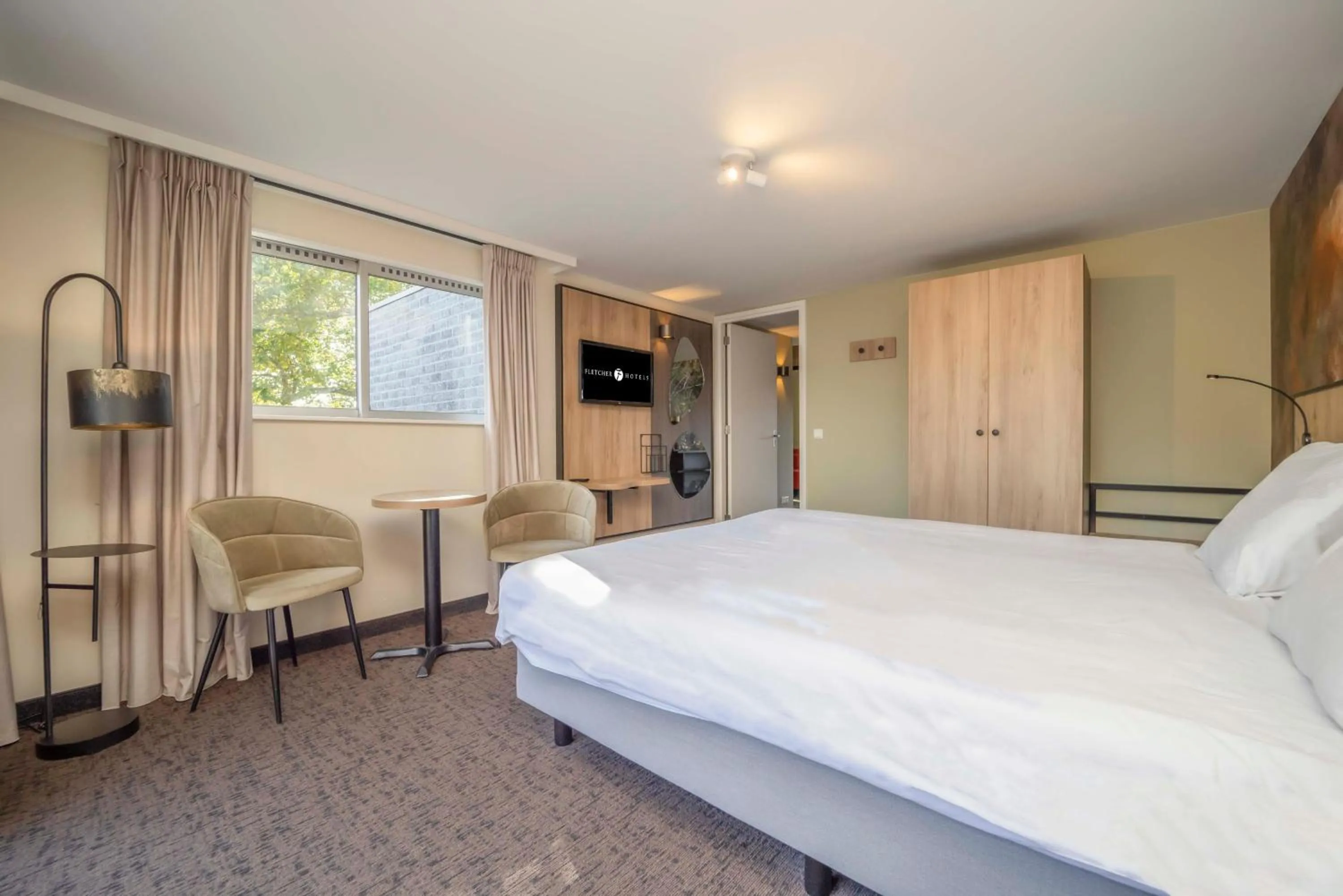 Photo of the whole room, Bed in Fletcher Hotel-Restaurant Waalwijk