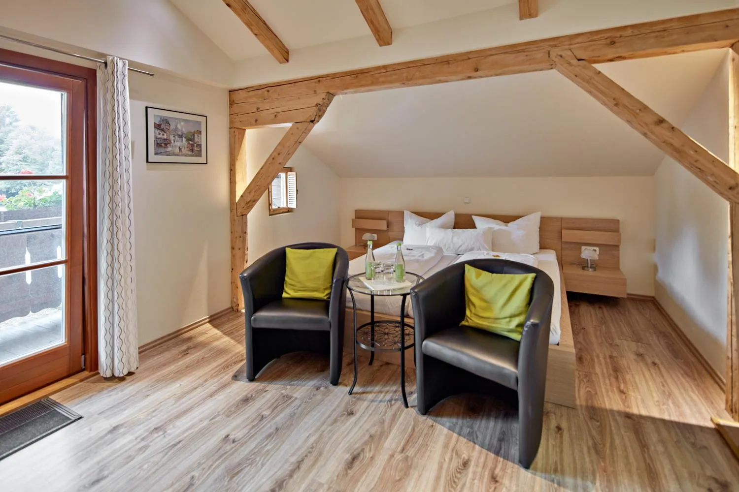 Bed in Hotel Garni Alte Säge Ruhpolding inkl Chiemgaukarte