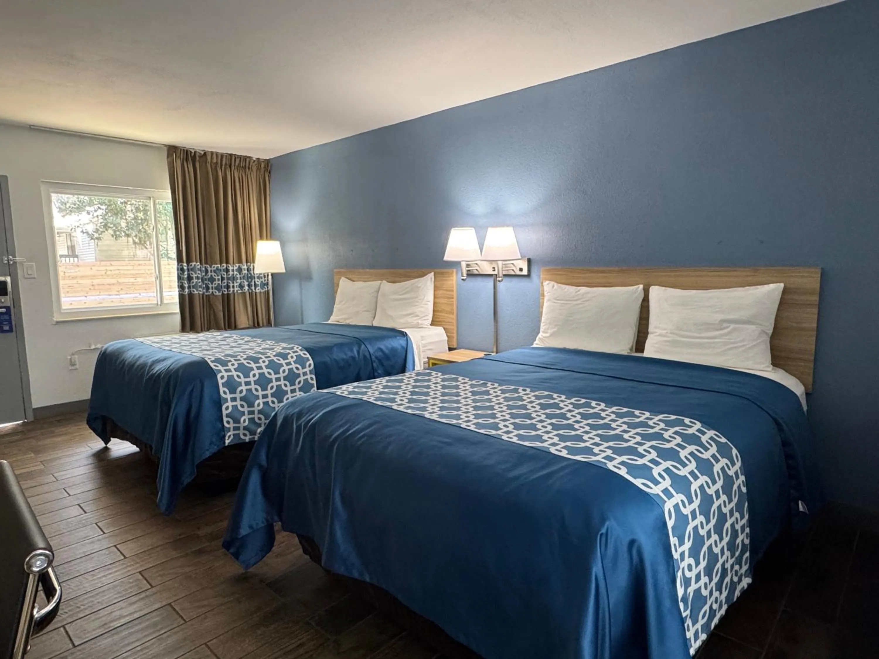 Bed in Travelodge by Wyndham Gainesville